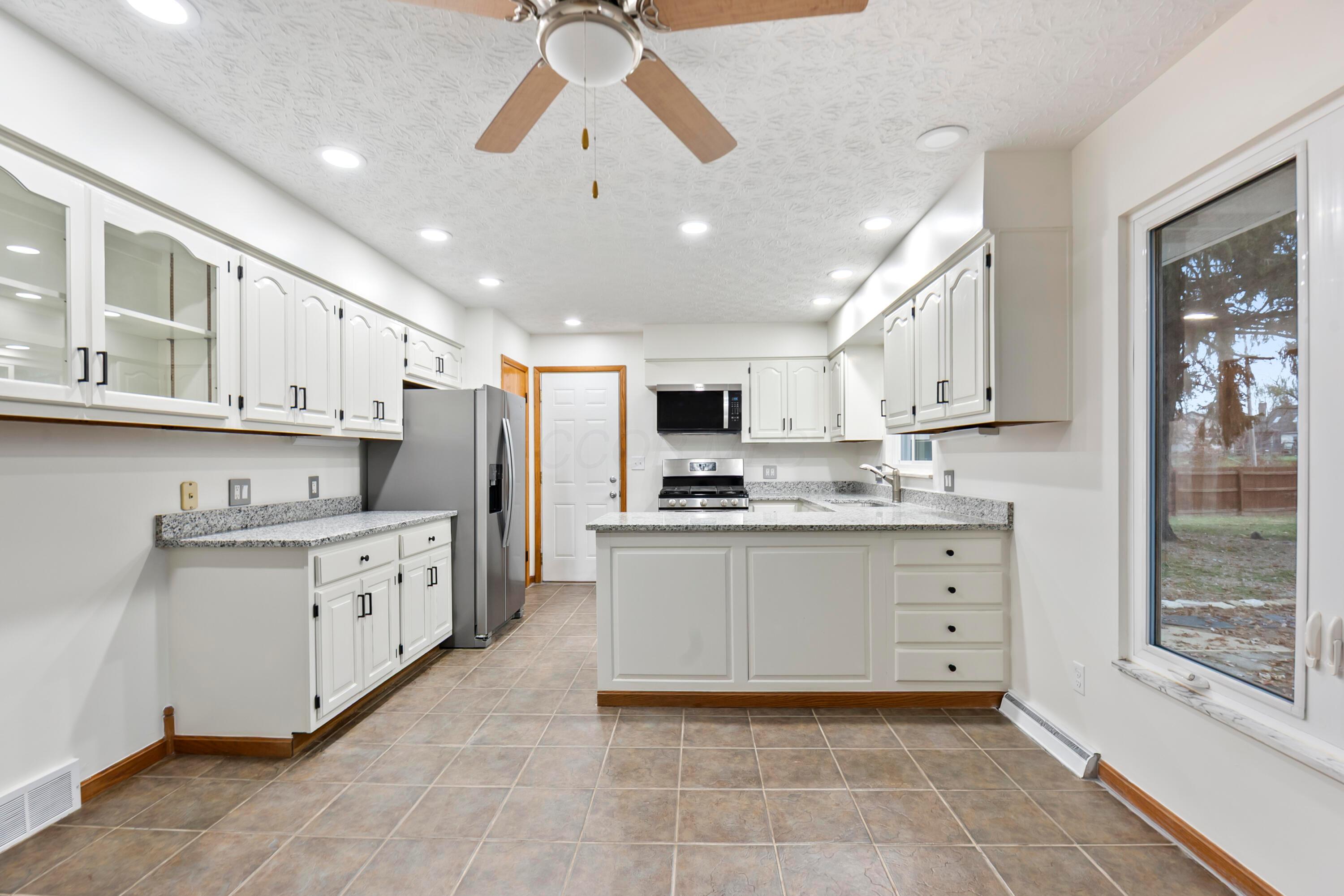 11608 Meadow Avenue Property Photo 7