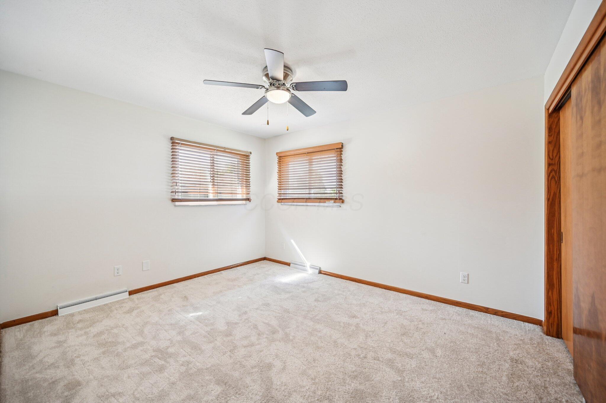 11608 Meadow Avenue Property Photo 14