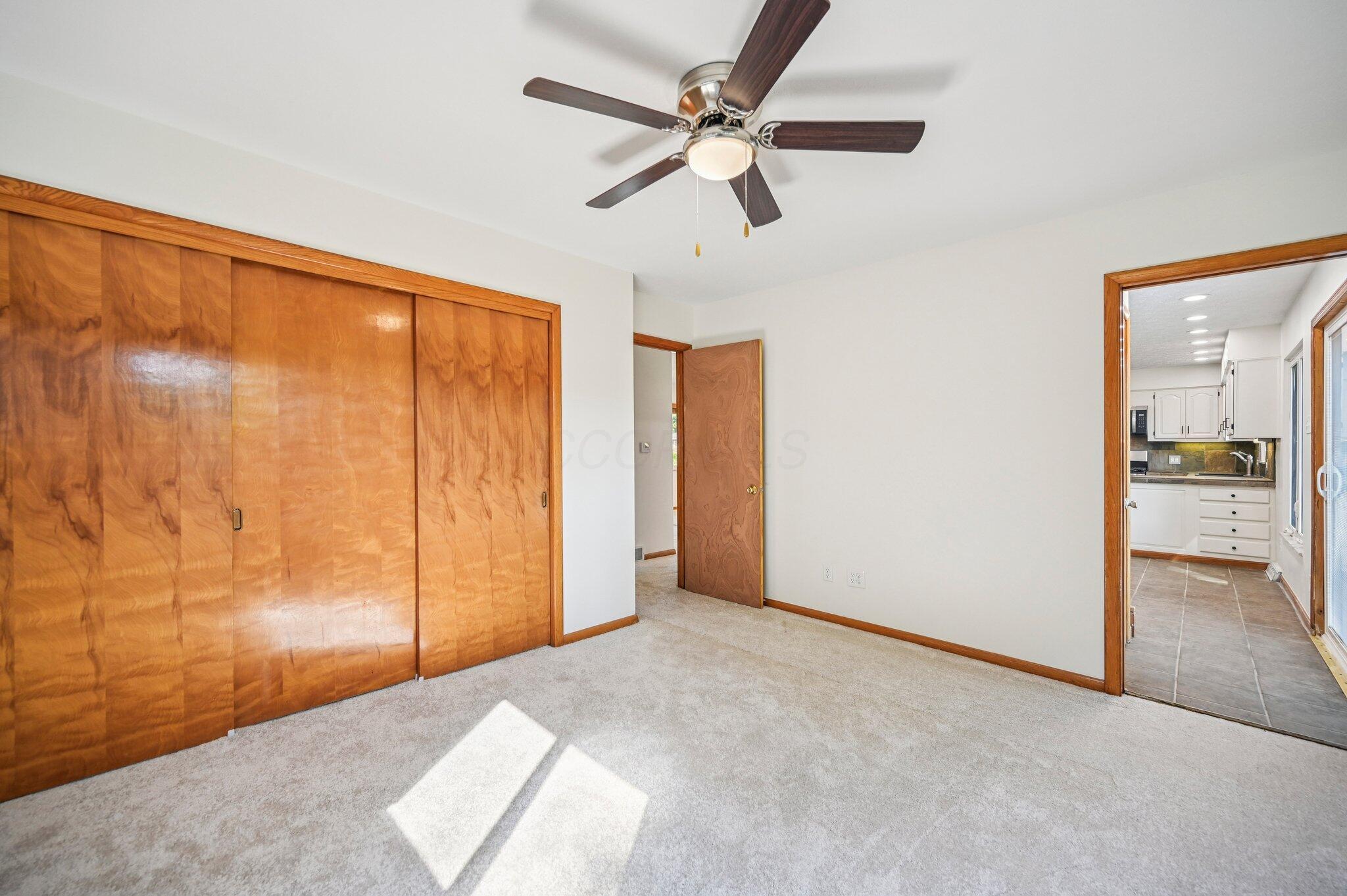 11608 Meadow Avenue Property Photo 19