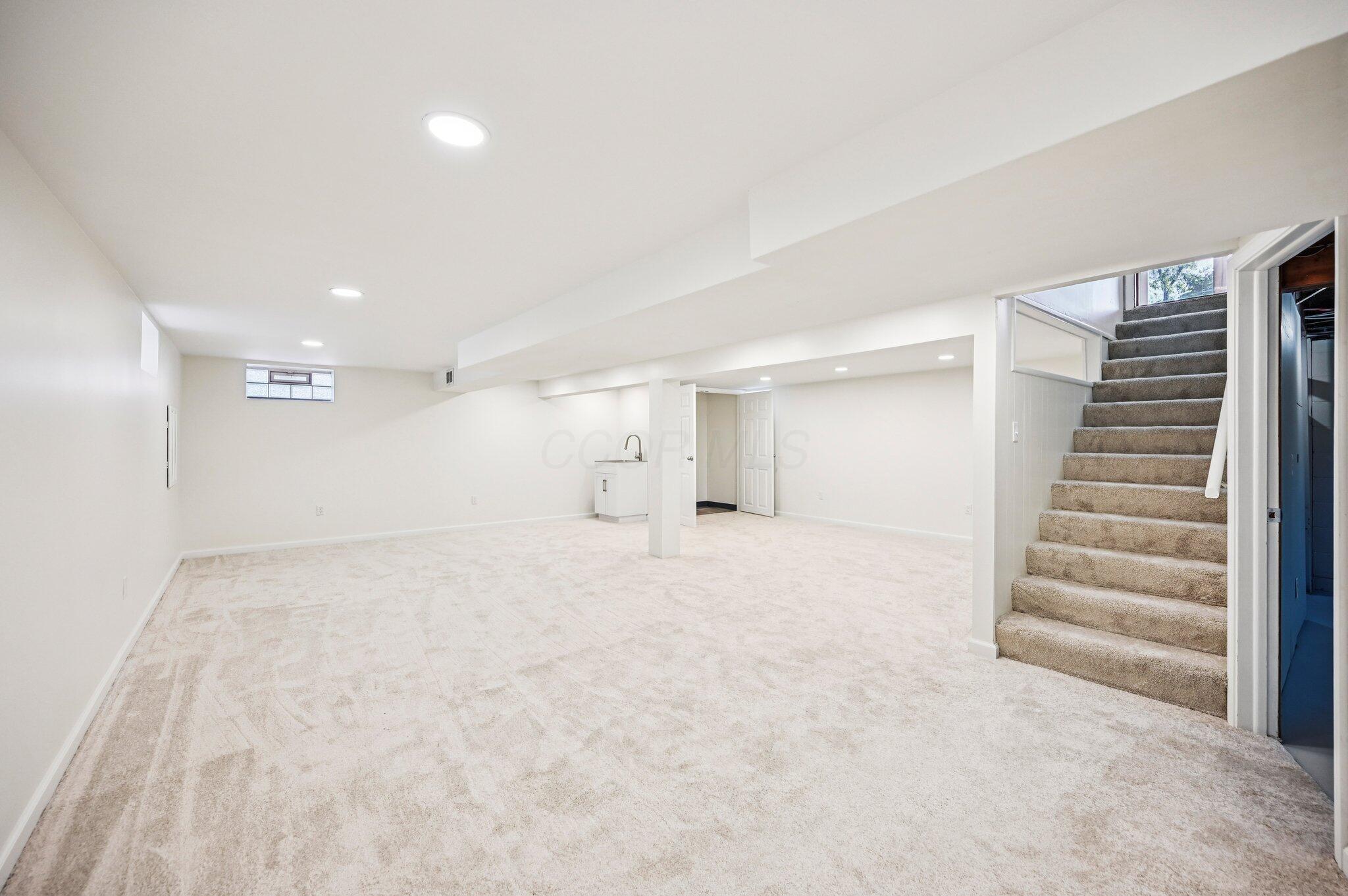 11608 Meadow Avenue Property Photo 26