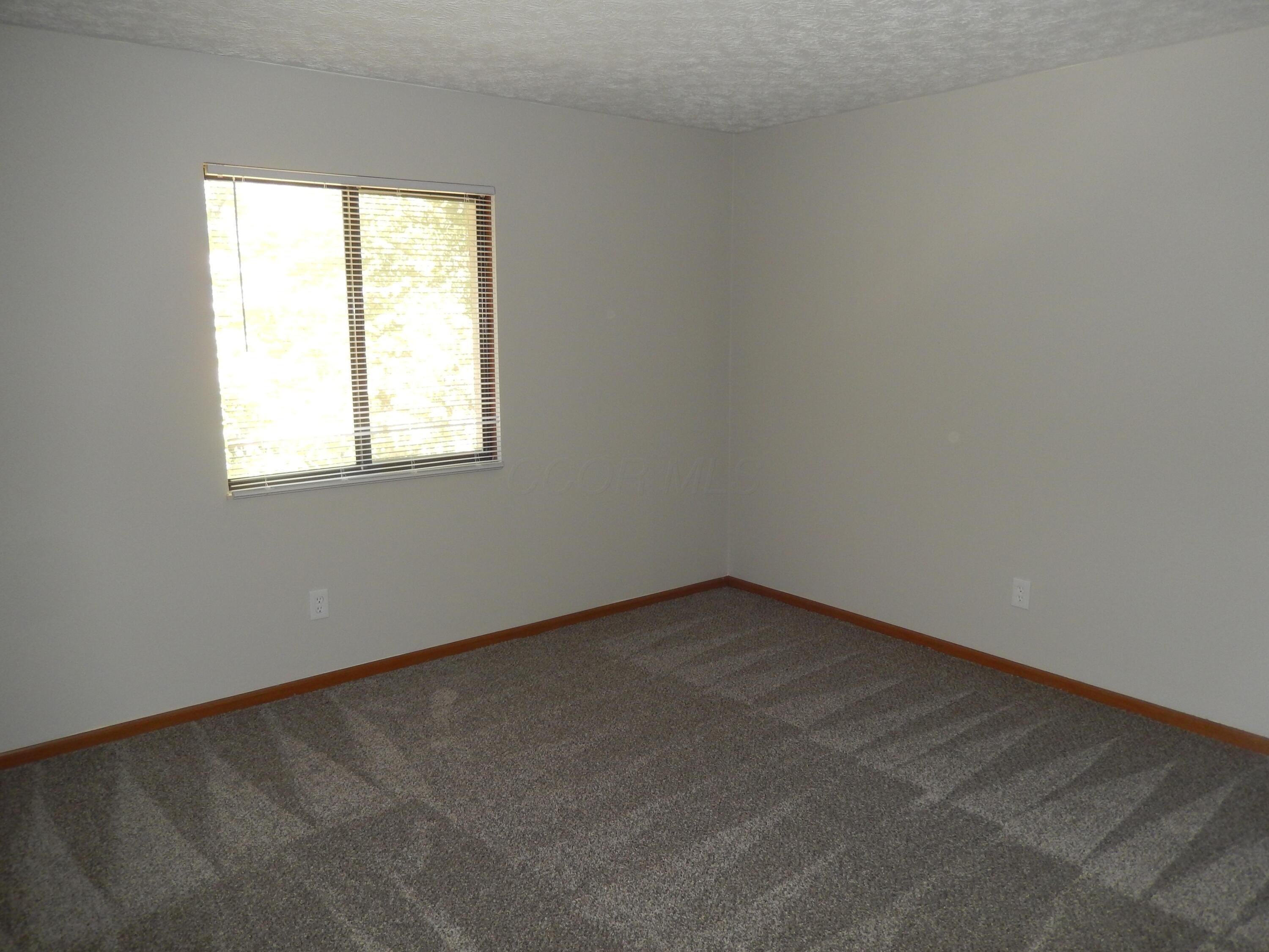 4117 Karl Road, 302 Property Photo 16