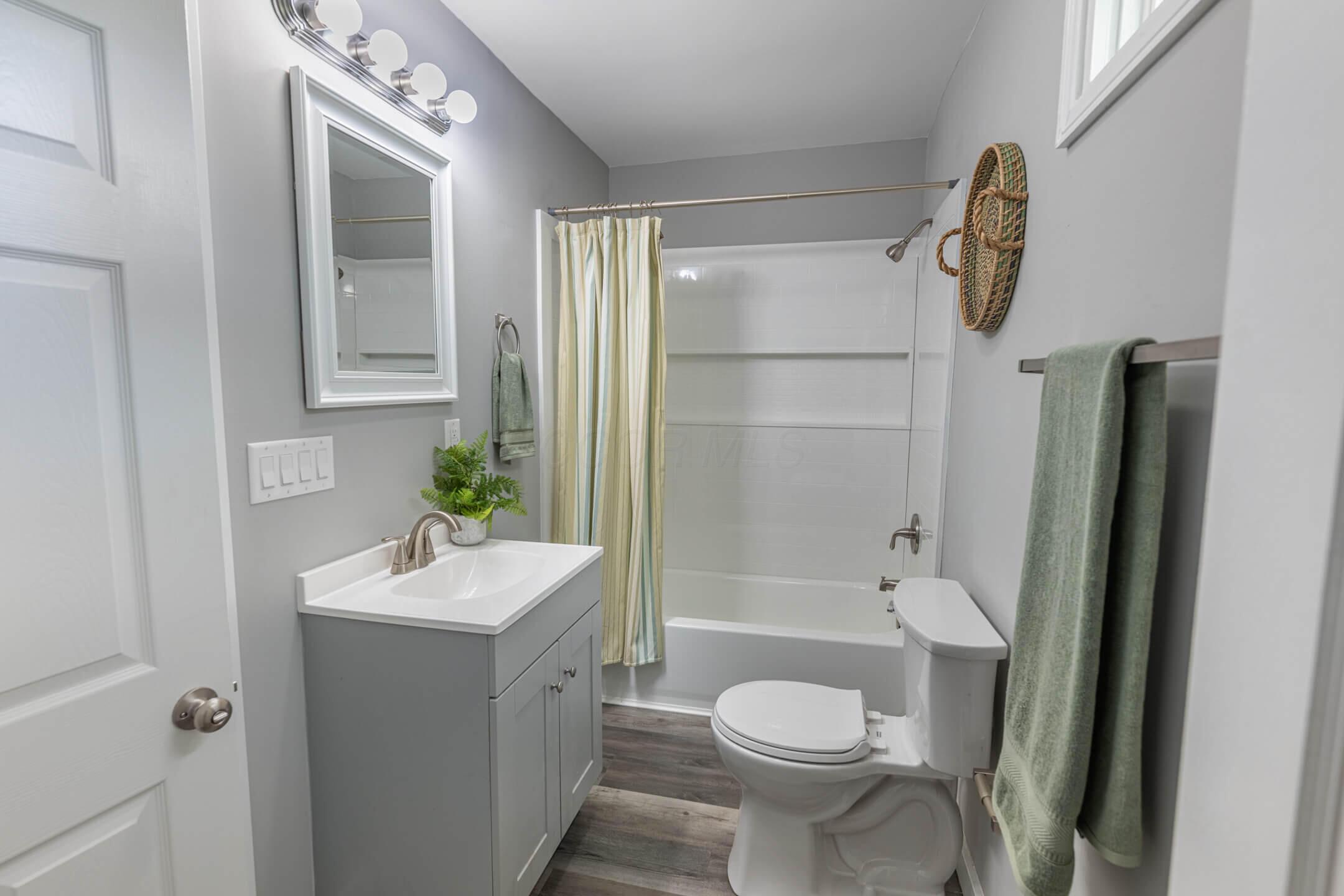 2642 Springfield Xenia Road Property Photo 25