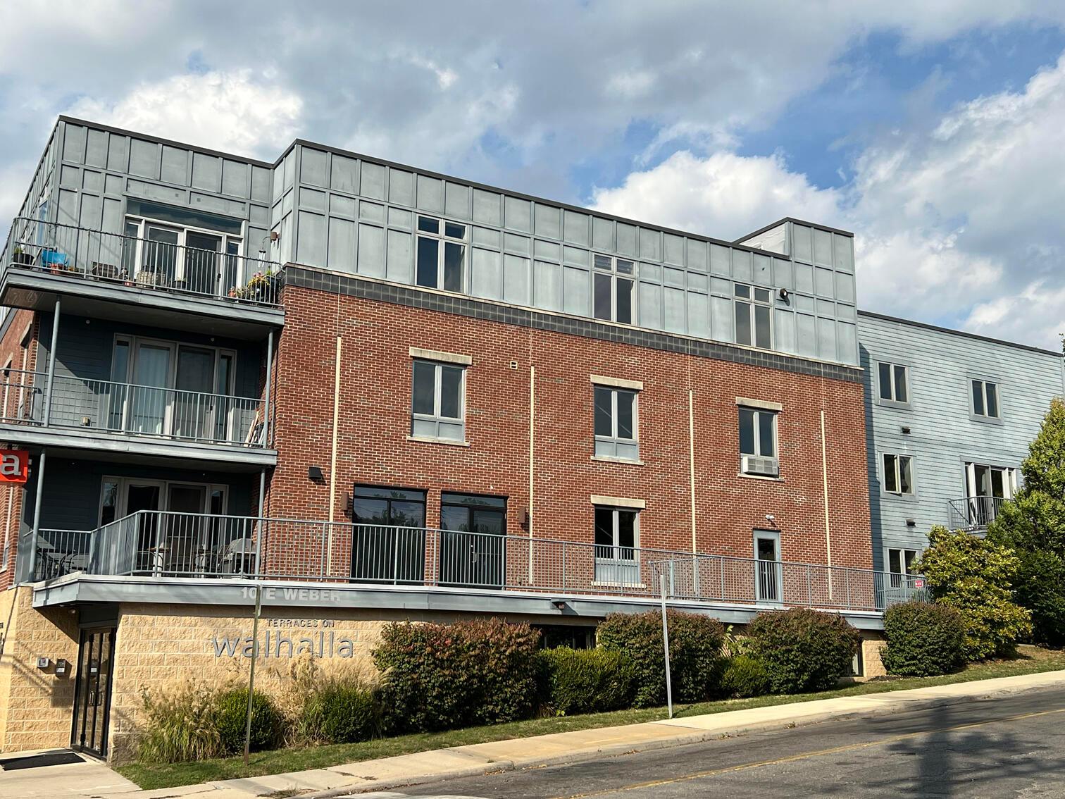 10 E Weber Road, 205 Property Photo 2