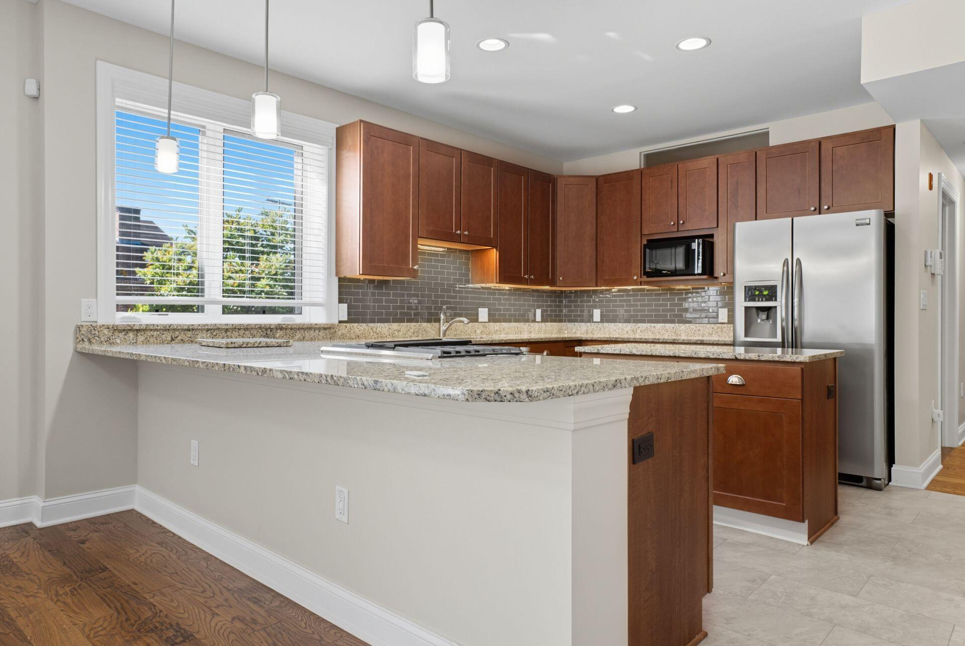 10 E Weber Road, 205 Property Photo 4