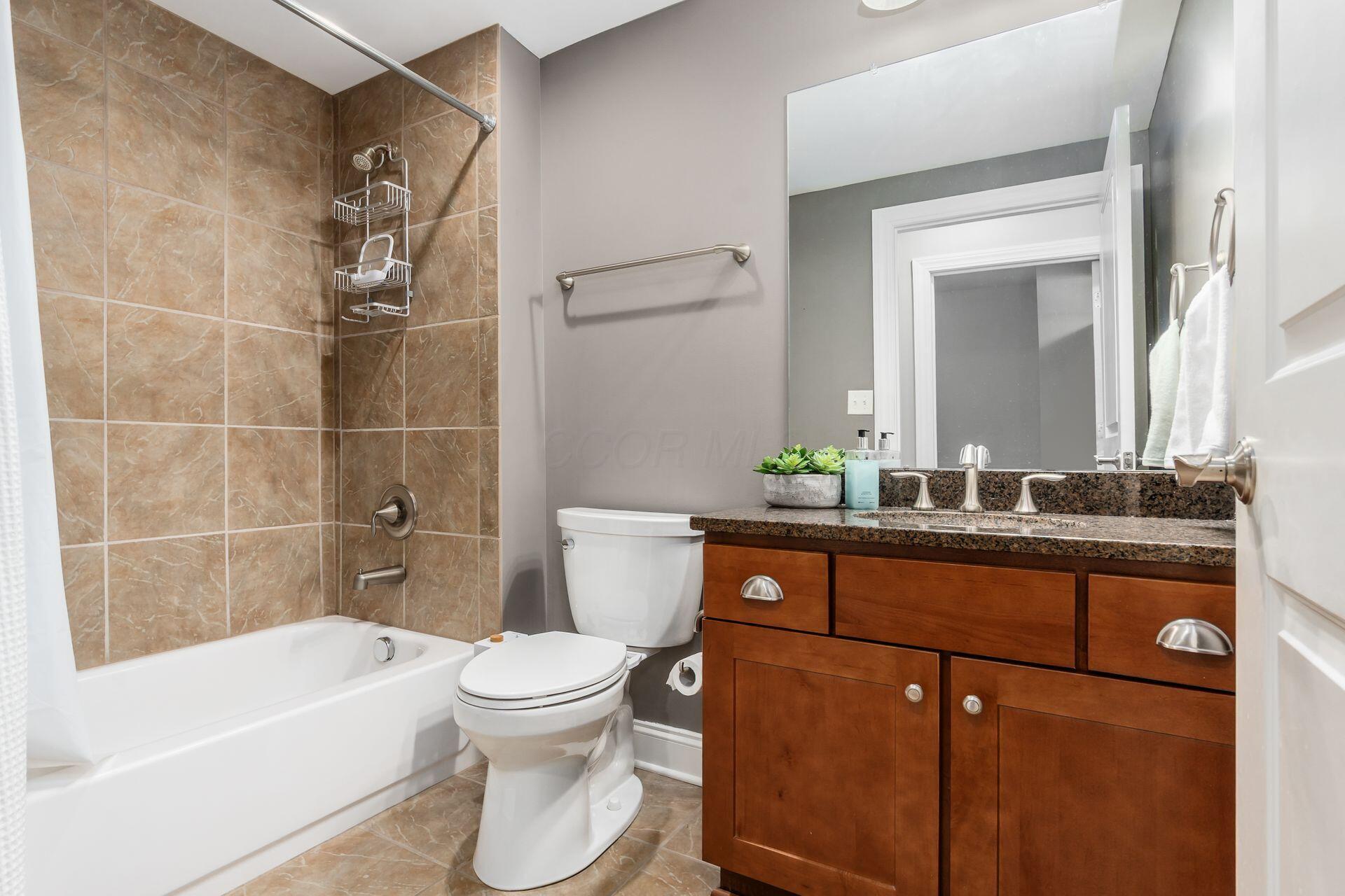 10 E Weber Road, 205 Property Photo 13