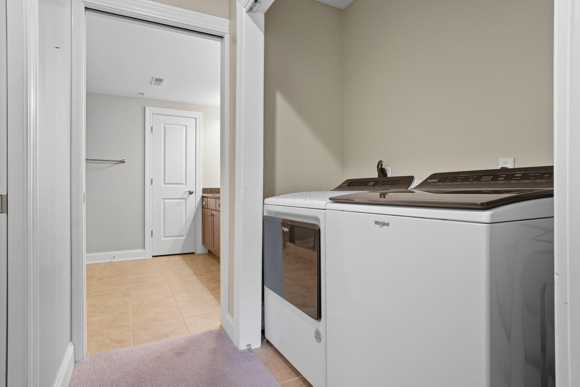 10 E Weber Road, 205 Property Photo 24