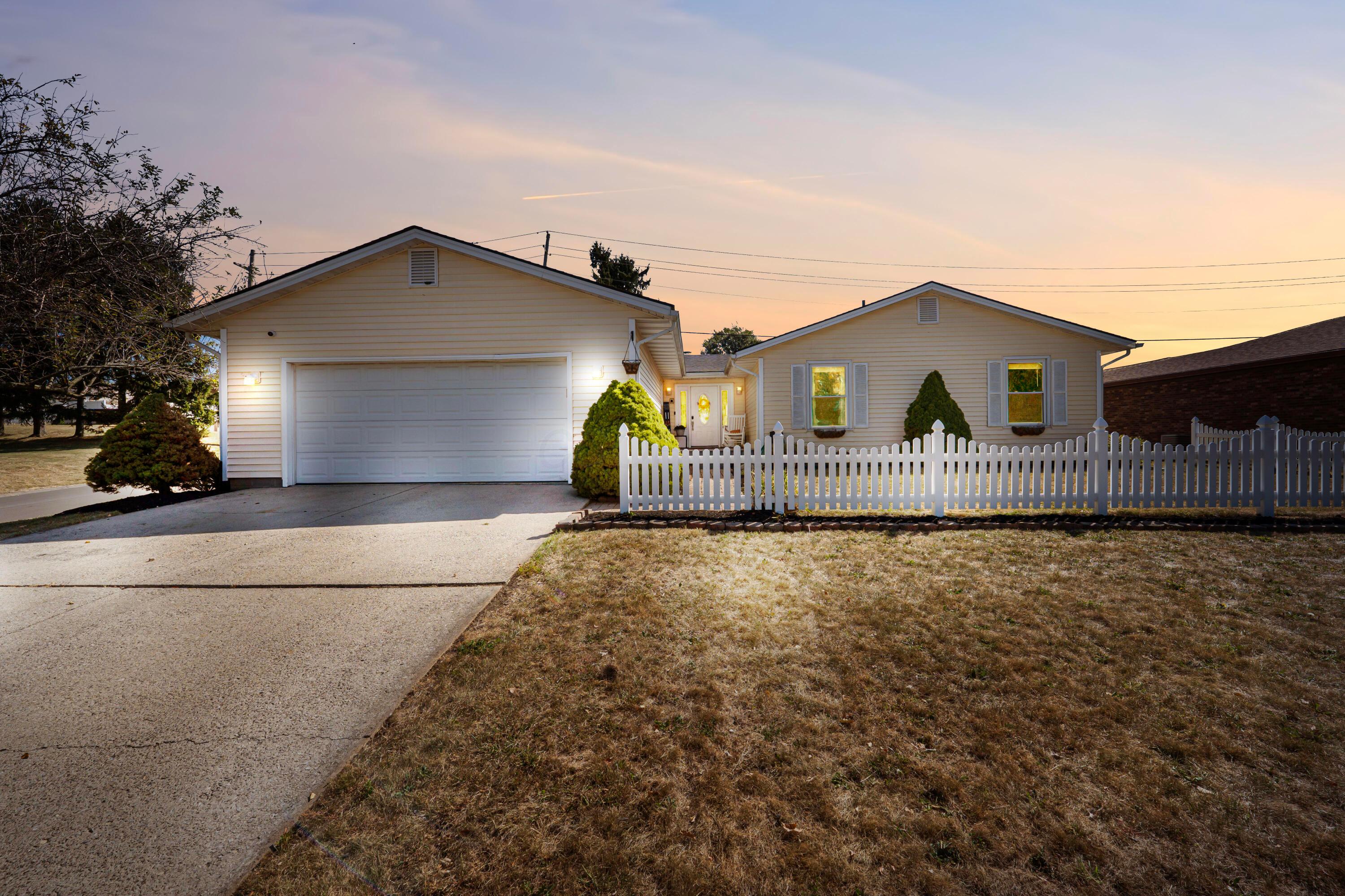 101 S Heather Hill Drive Property Photo 1