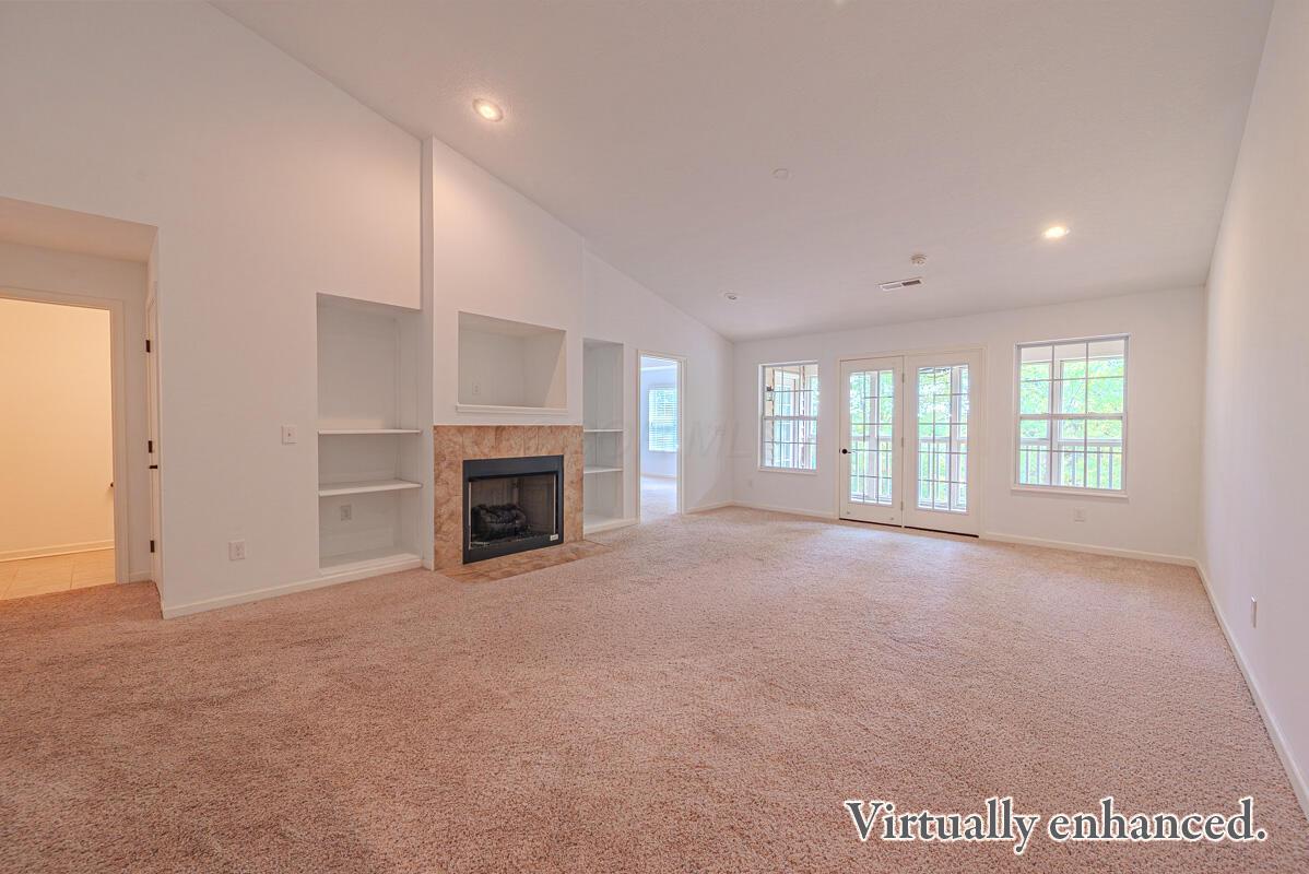 5450 Nottinghamshire Lane Property Photo 3