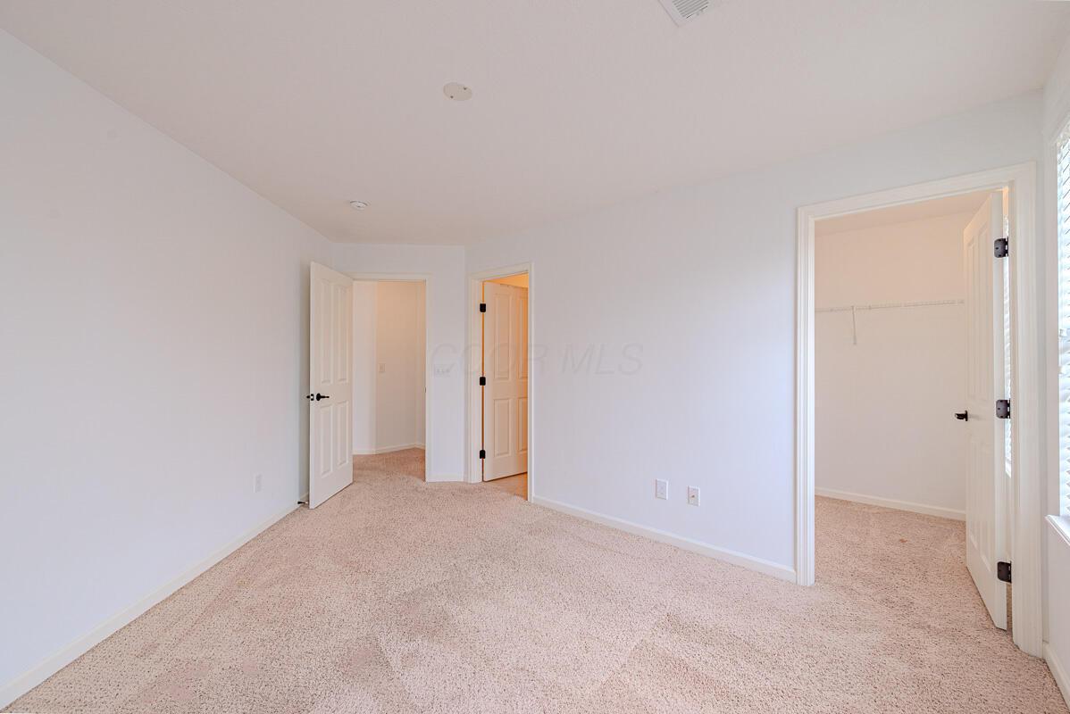 5450 Nottinghamshire Lane Property Photo 15