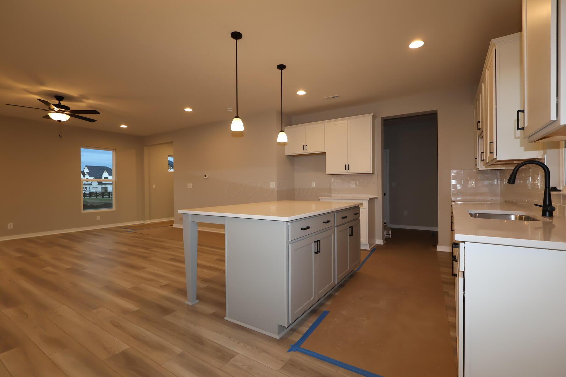 2702 Drycreek Court Property Photo 3