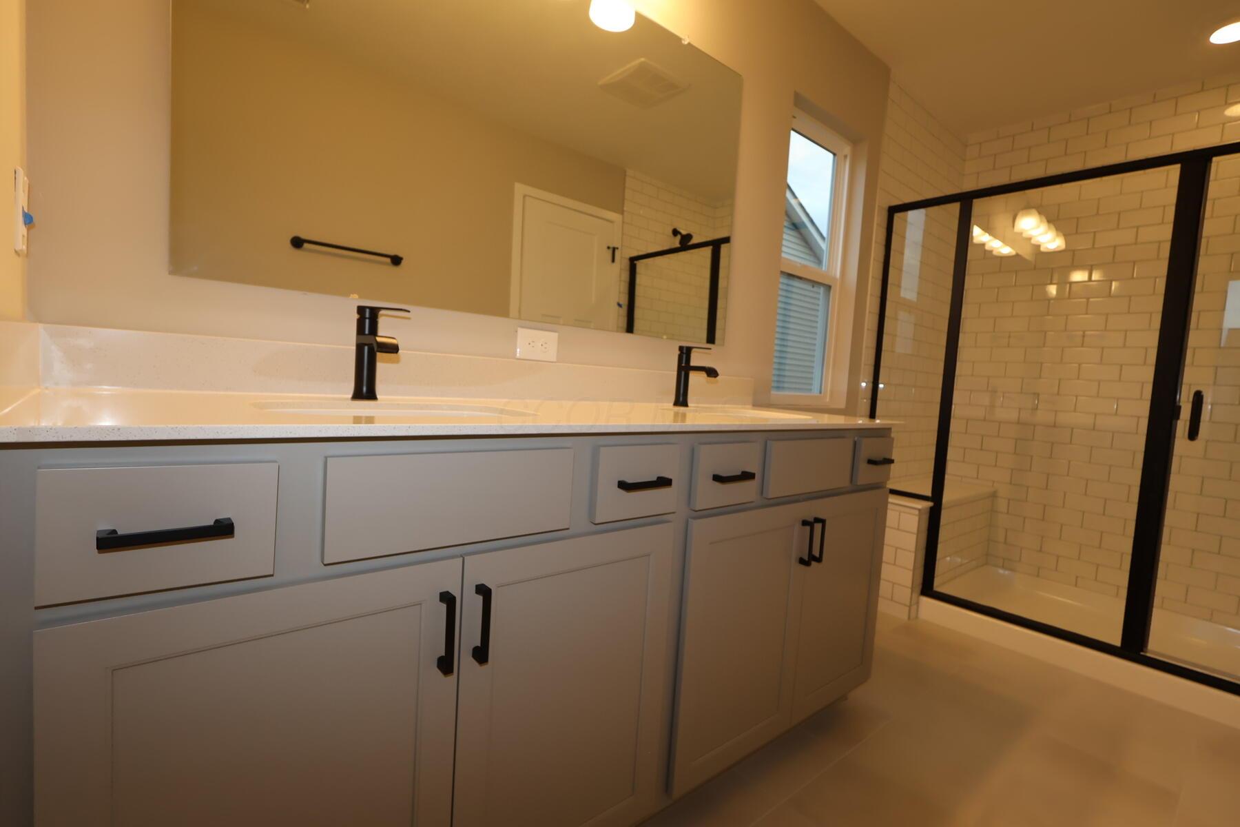 2702 Drycreek Court Property Photo 13