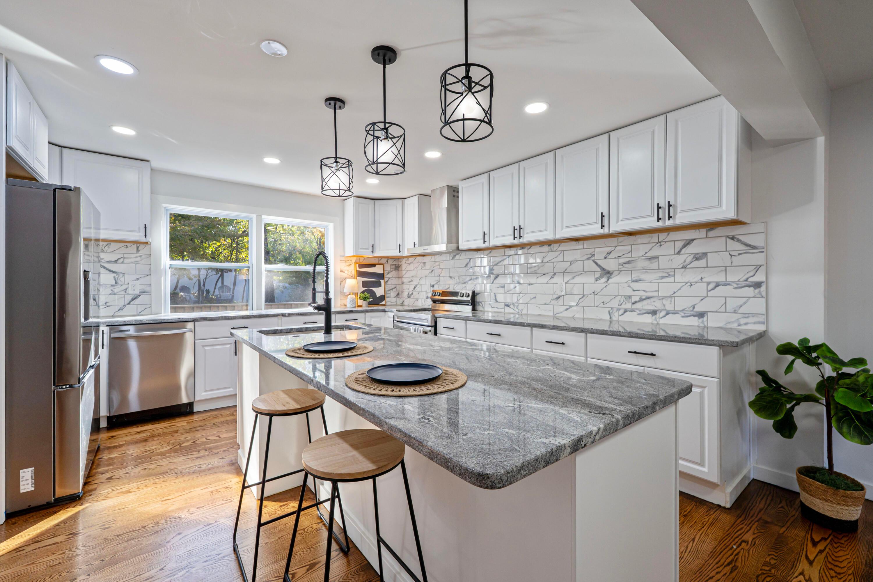 5584 Morning Street Property Photo 1