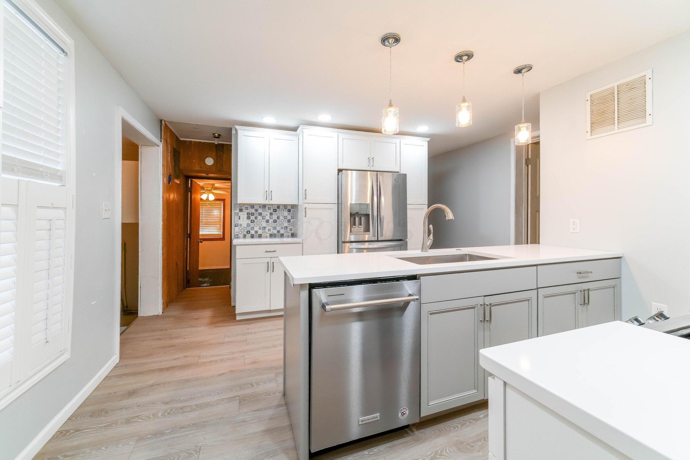 206 Main Street Property Photo 5