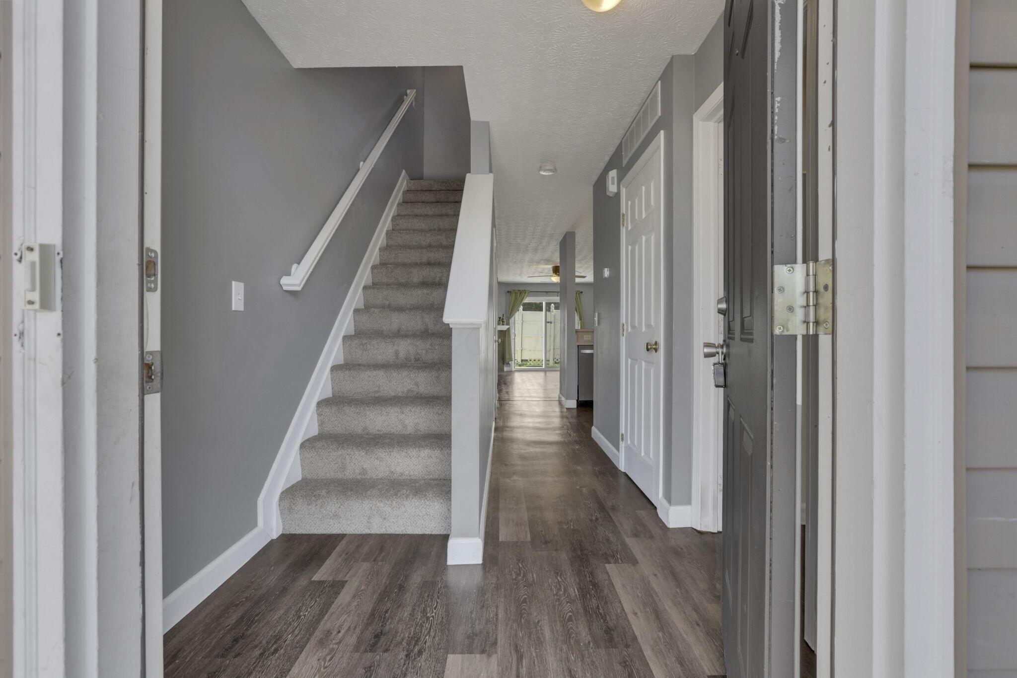 5206 Novelty Avenue Property Photo 3