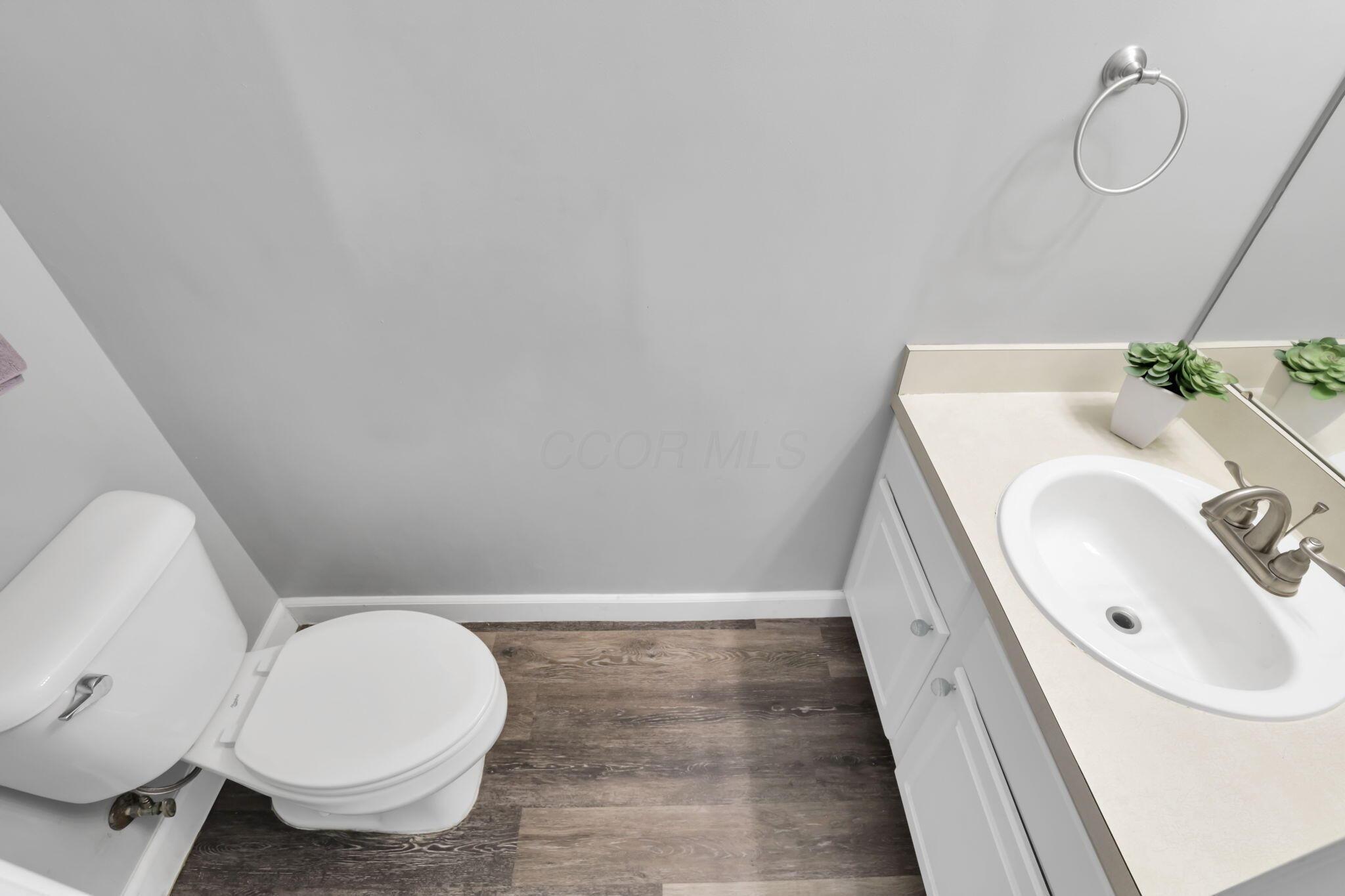 5206 Novelty Avenue Property Photo 9