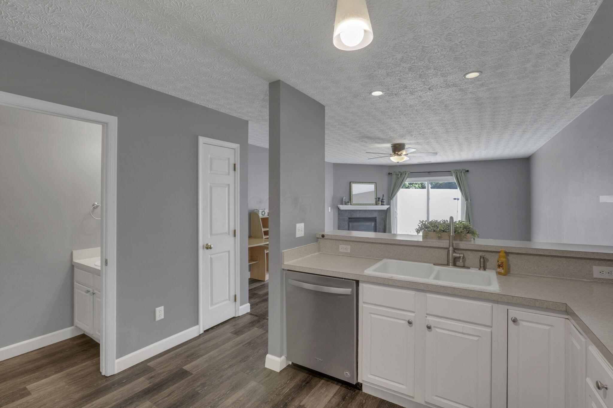 5206 Novelty Avenue Property Photo 10