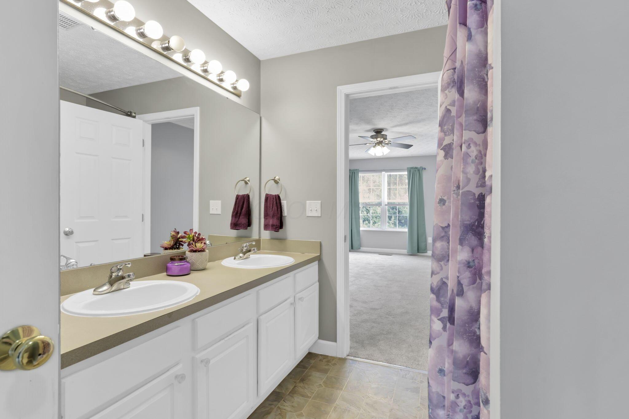 5206 Novelty Avenue Property Photo 20