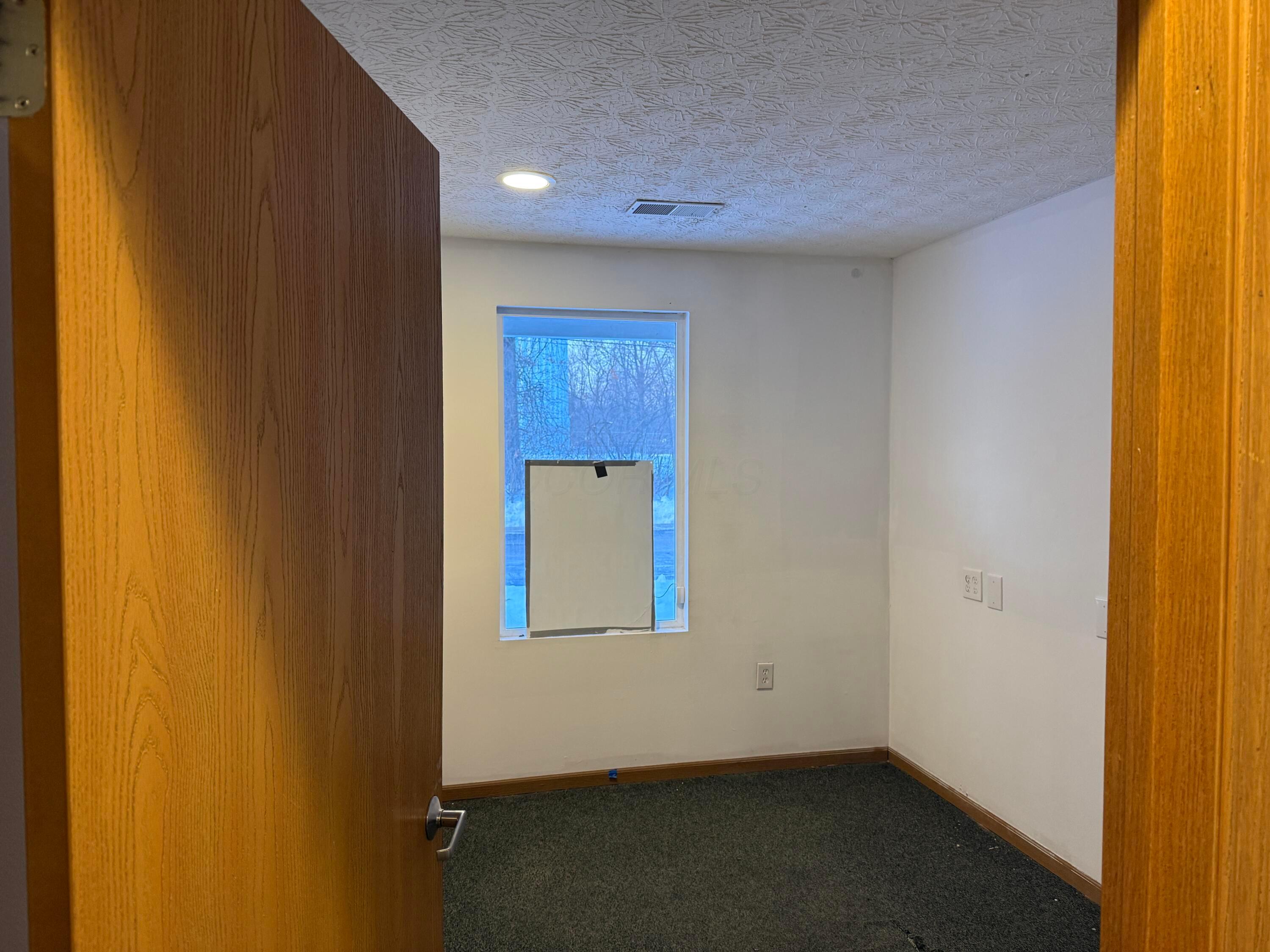 86 Village Pointe Drive Property Photo 27