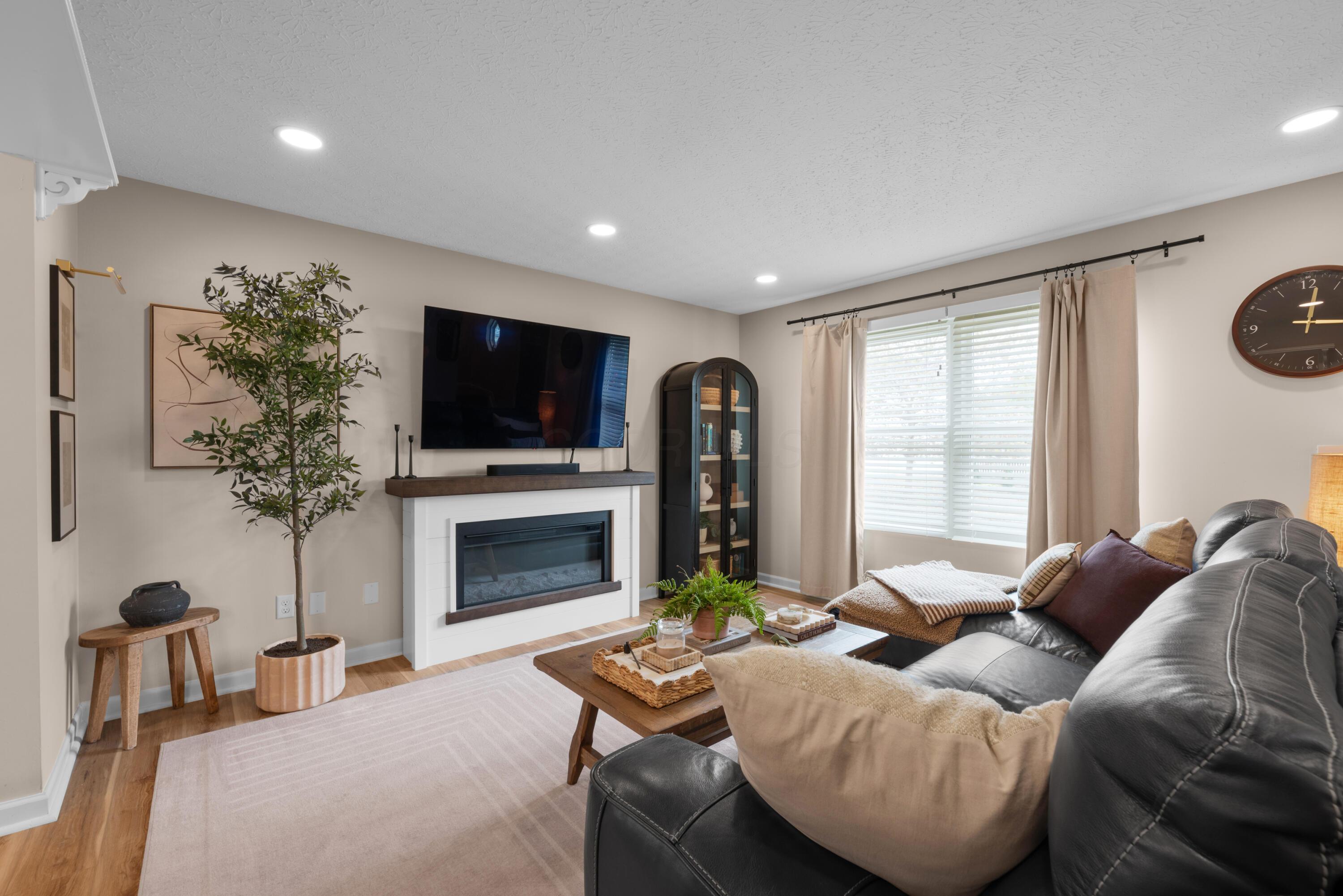 1391 Ithaca Drive Property Photo 1