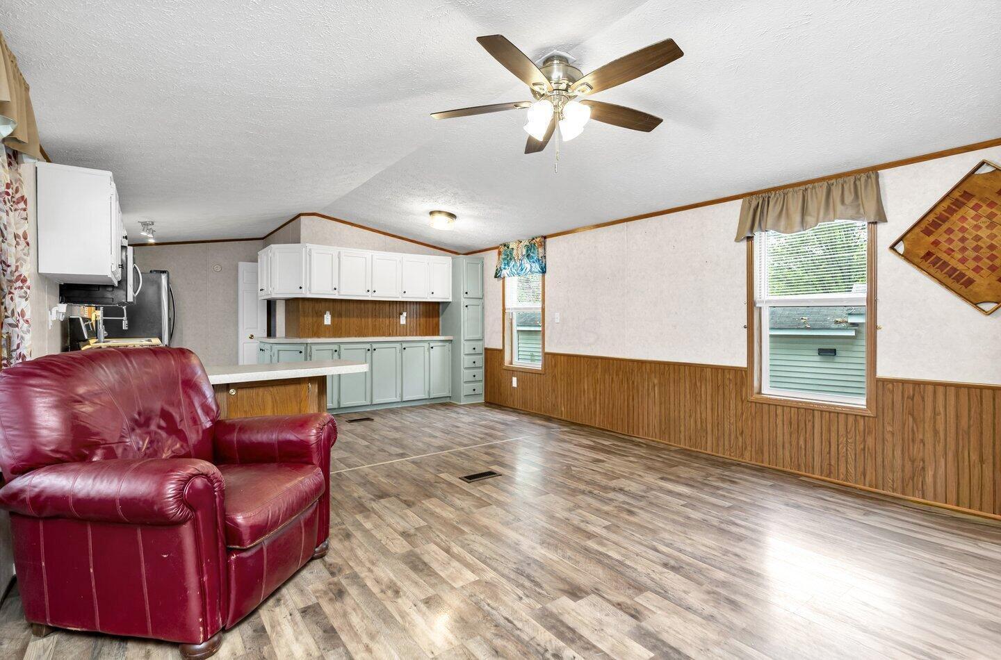 60 Estates Lane Property Photo 7