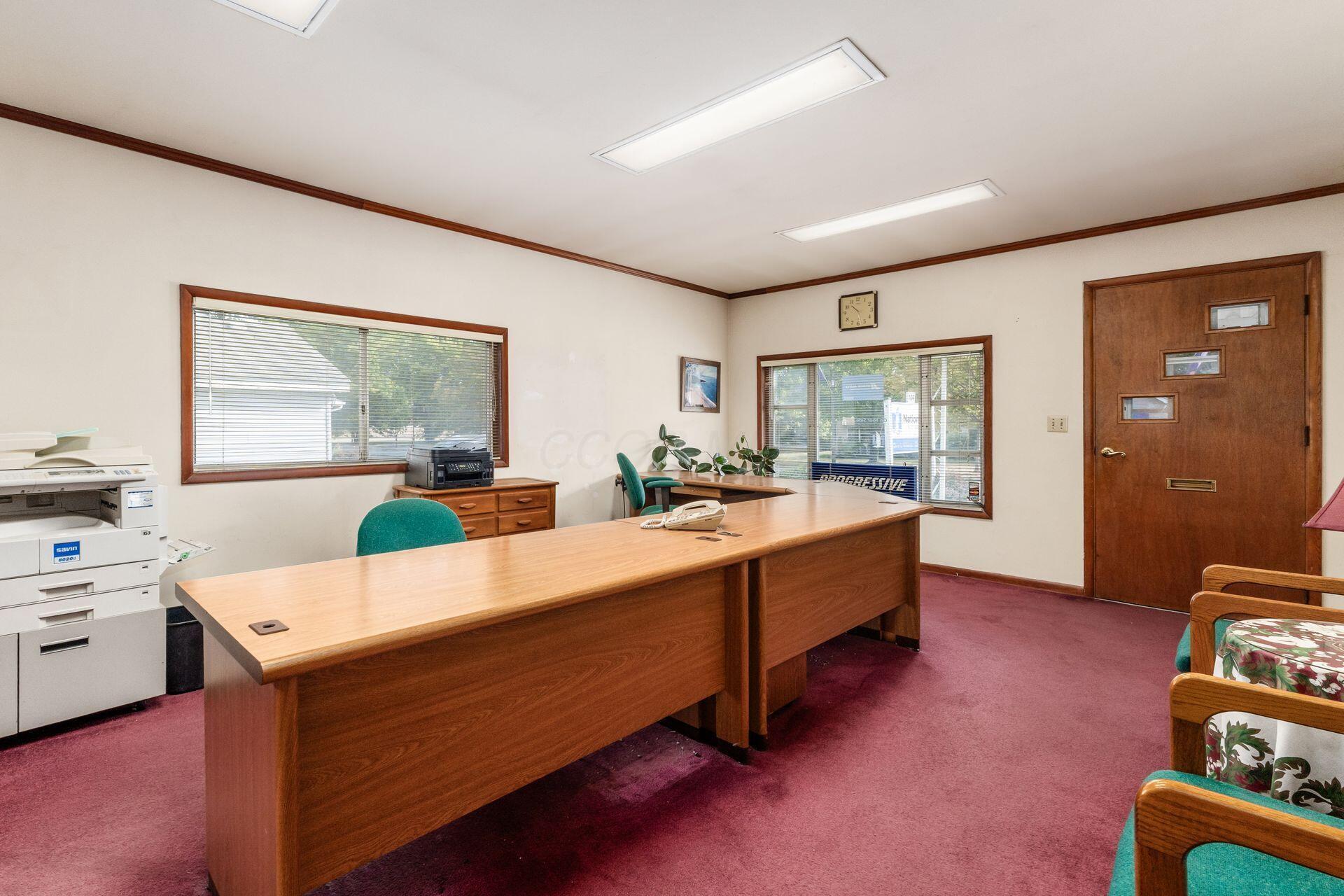 109 Hill Road N Property Photo 9