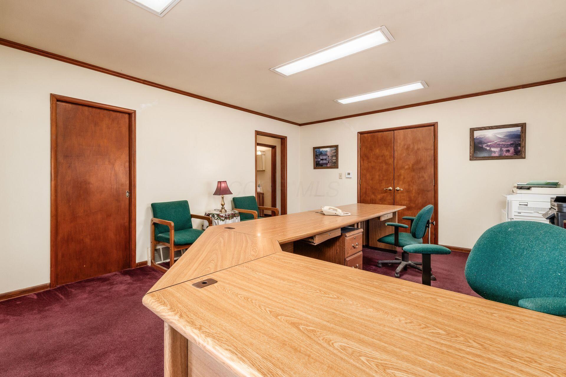 109 Hill Road N Property Photo 12