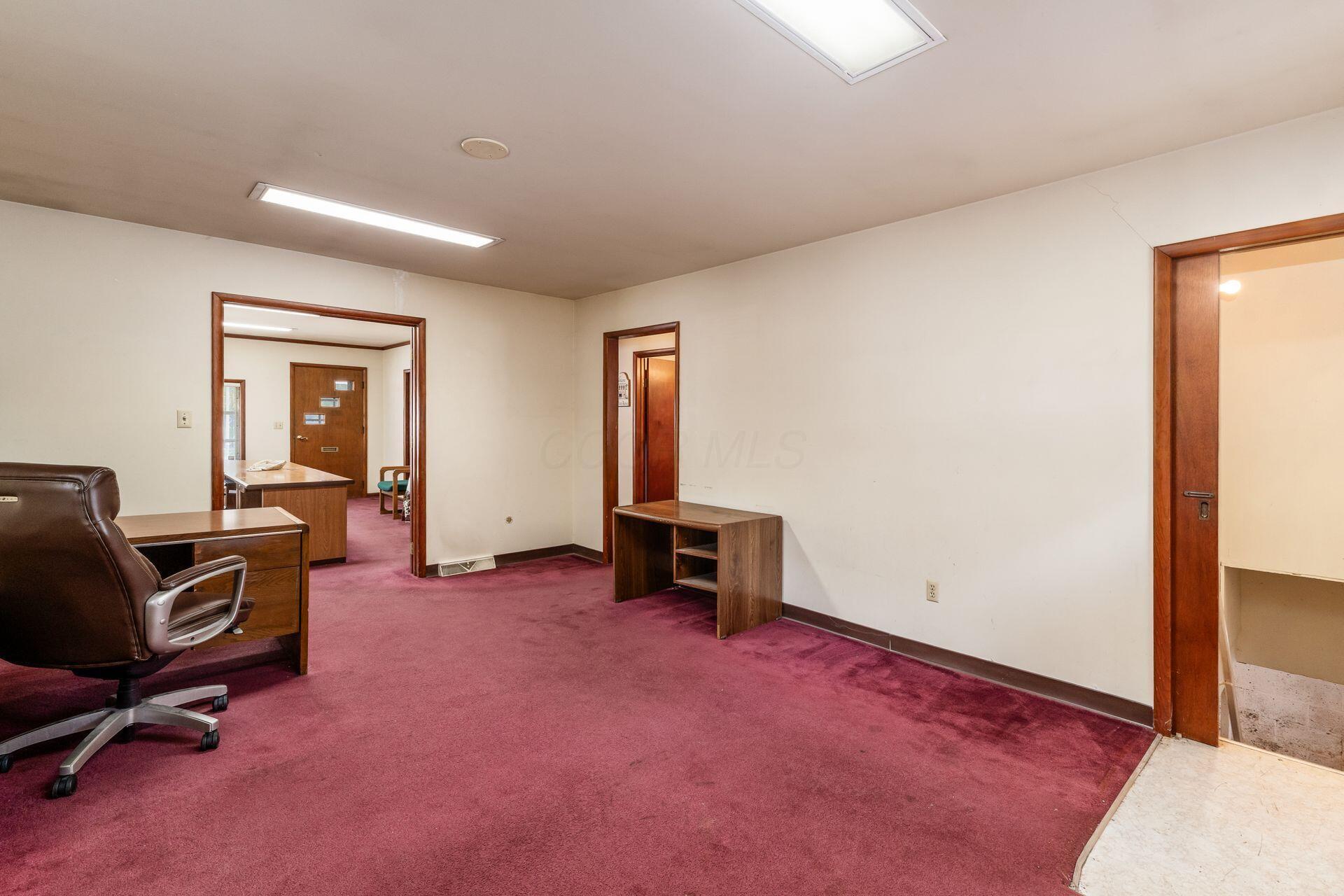 109 Hill Road N Property Photo 17