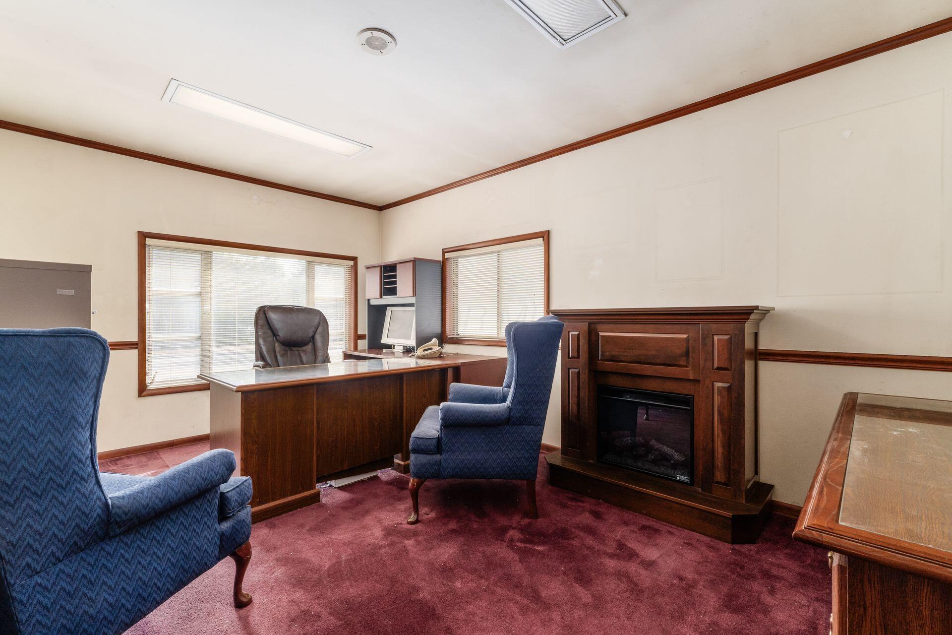 109 Hill Road N Property Photo 19