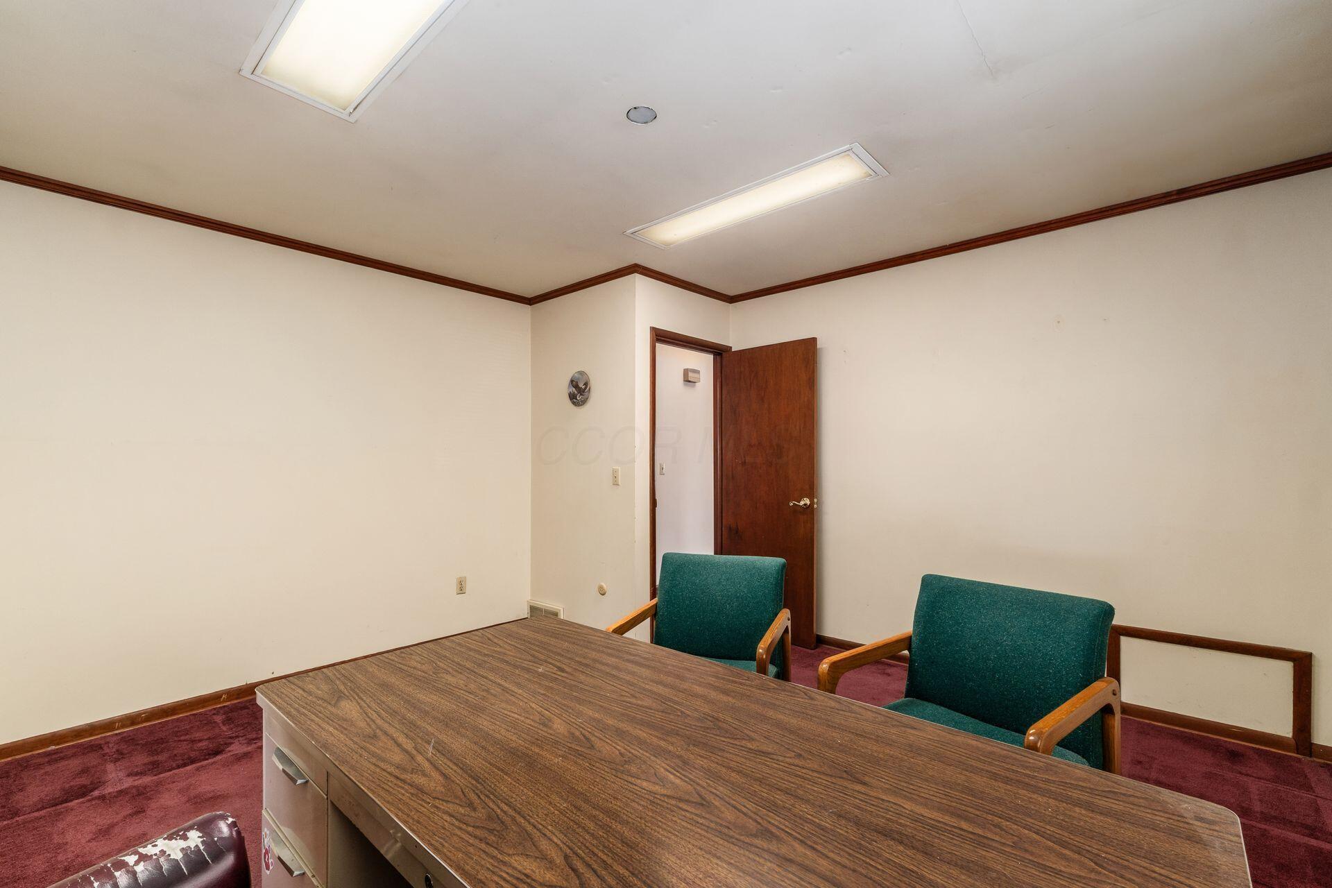 109 Hill Road N Property Photo 23