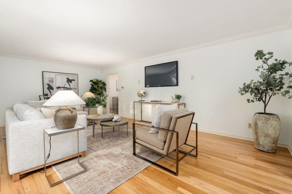 4450 Haverford Court Property Photo 11