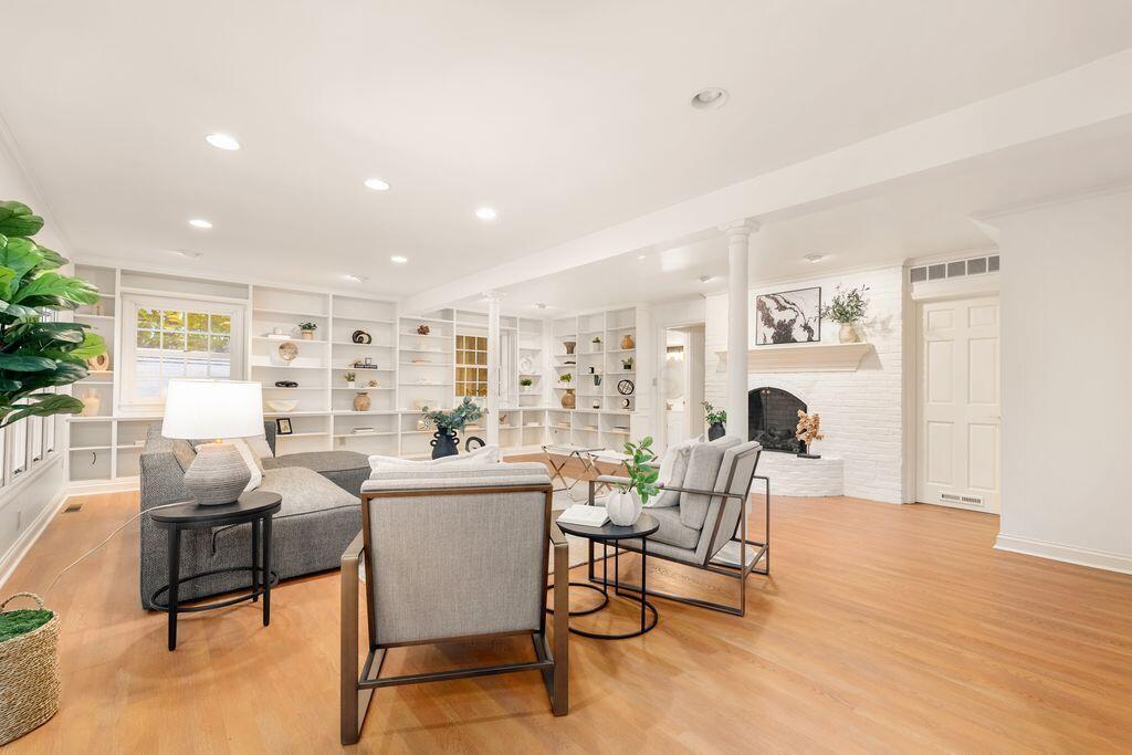 4450 Haverford Court Property Photo 20