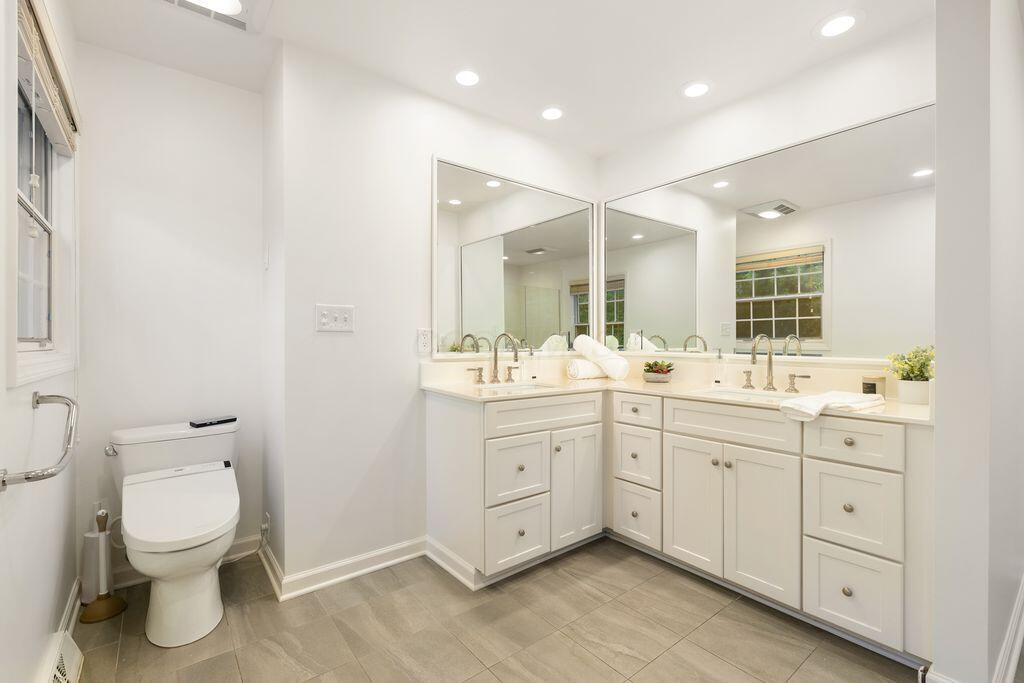 4450 Haverford Court Property Photo 32