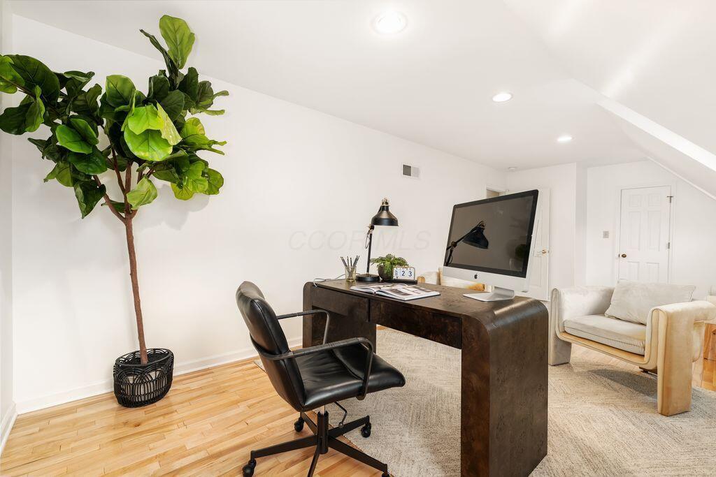 4450 Haverford Court Property Photo 39