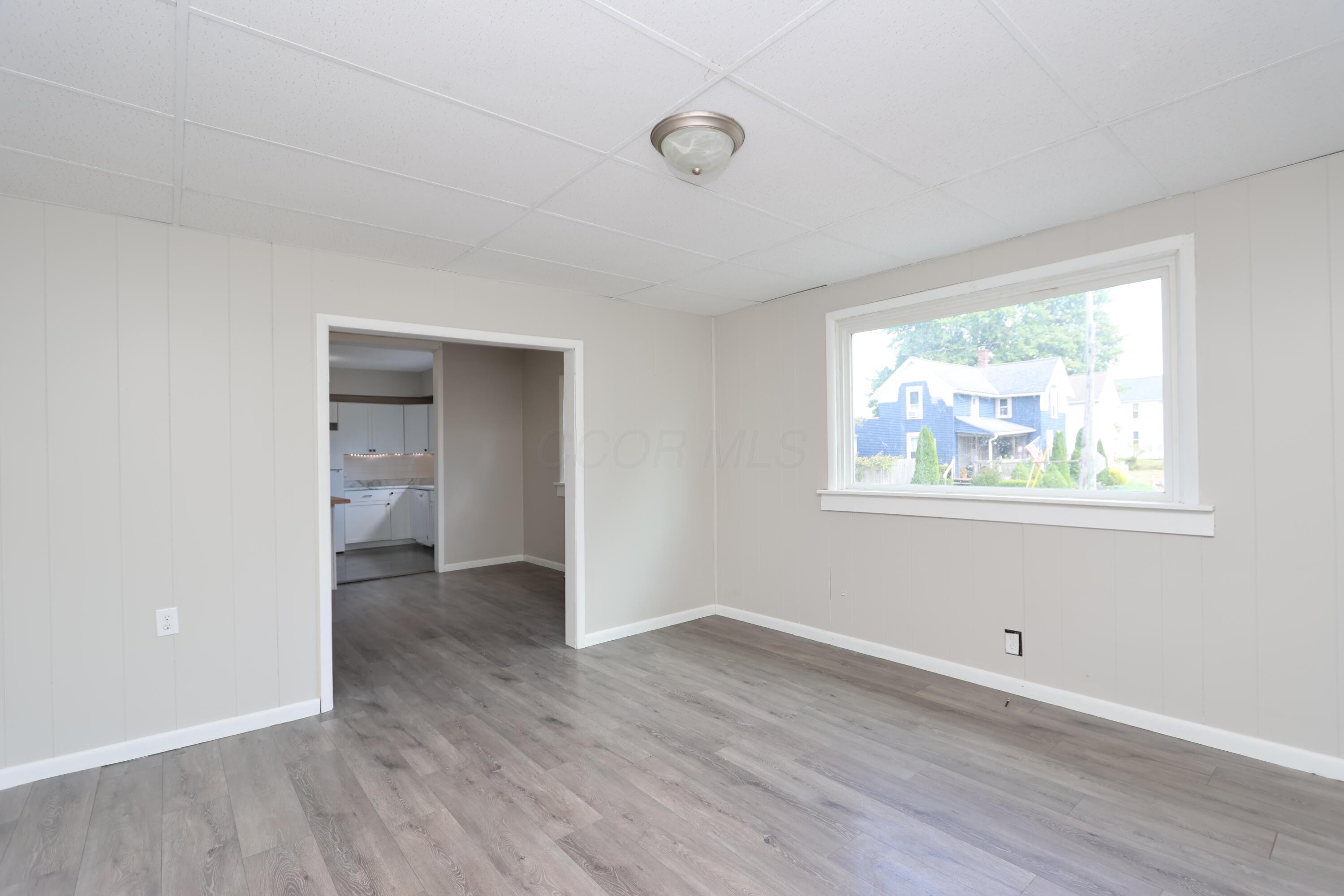 311 Auburn Street Property Photo 11