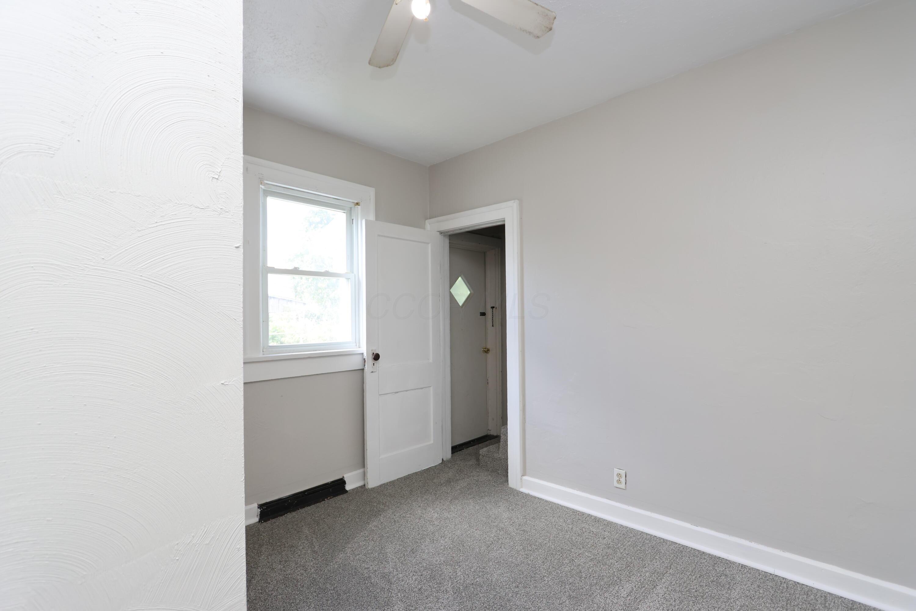 311 Auburn Street Property Photo 14