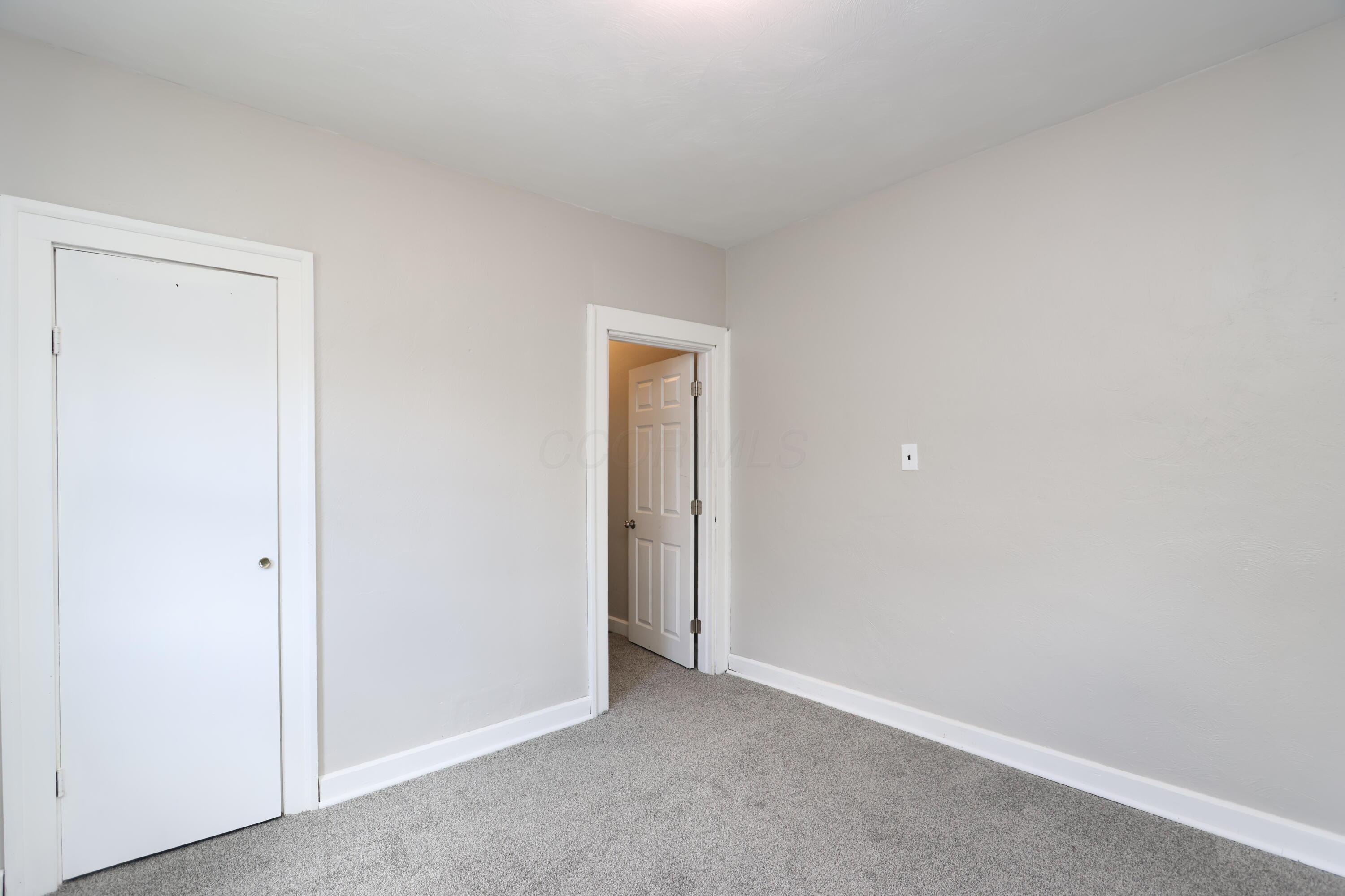 311 Auburn Street Property Photo 19