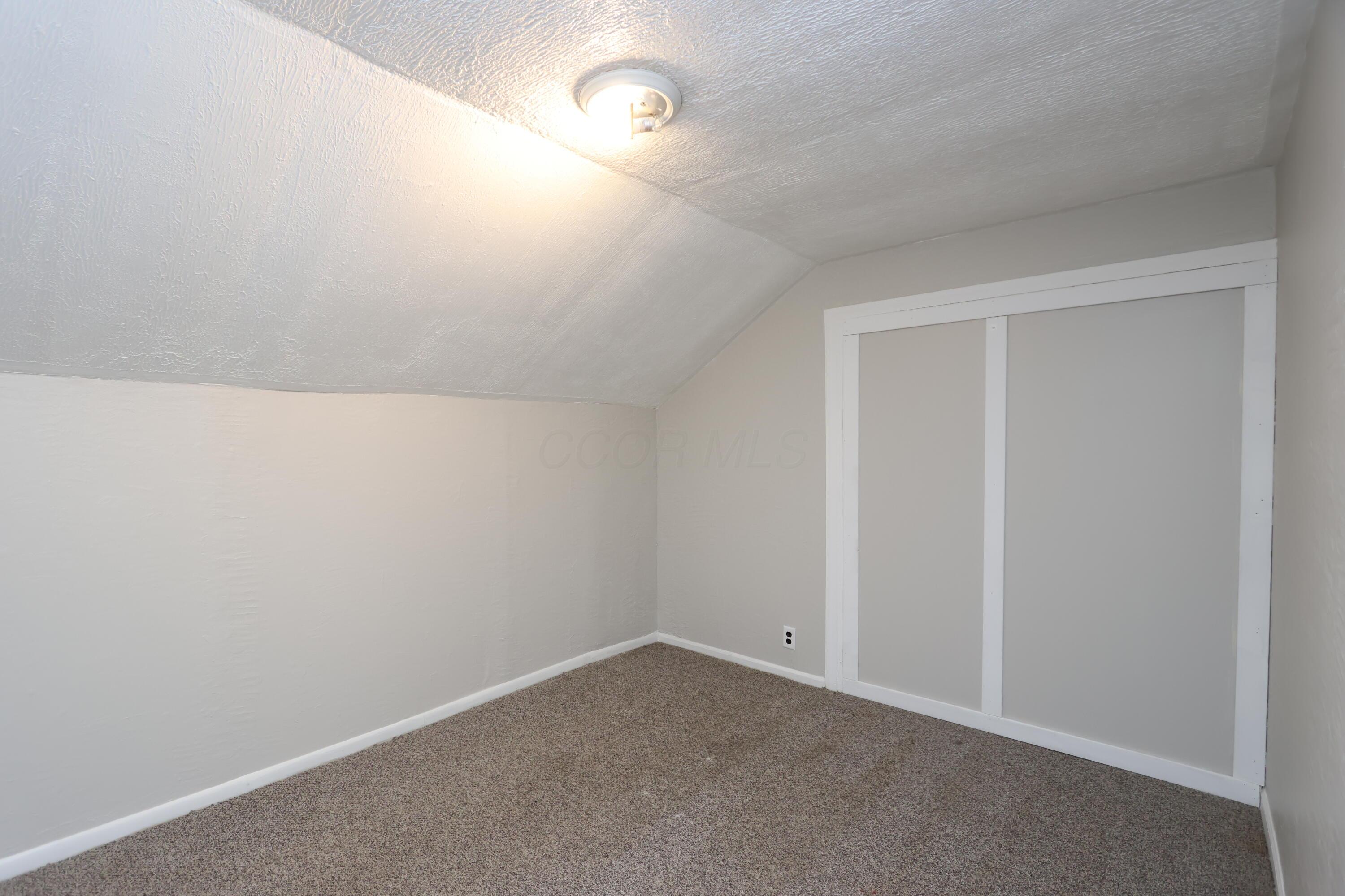 311 Auburn Street Property Photo 23