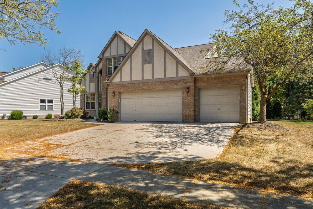 6117 Wynford Drive Property Photo 3