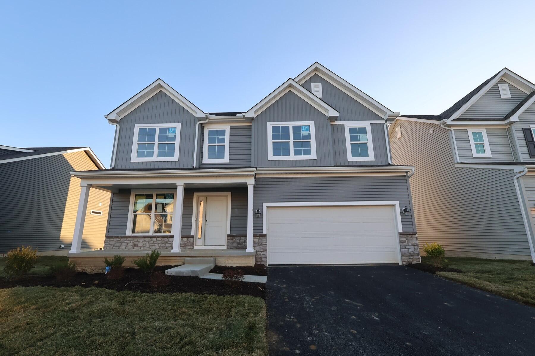 7917 Collins Drive Property Photo 1