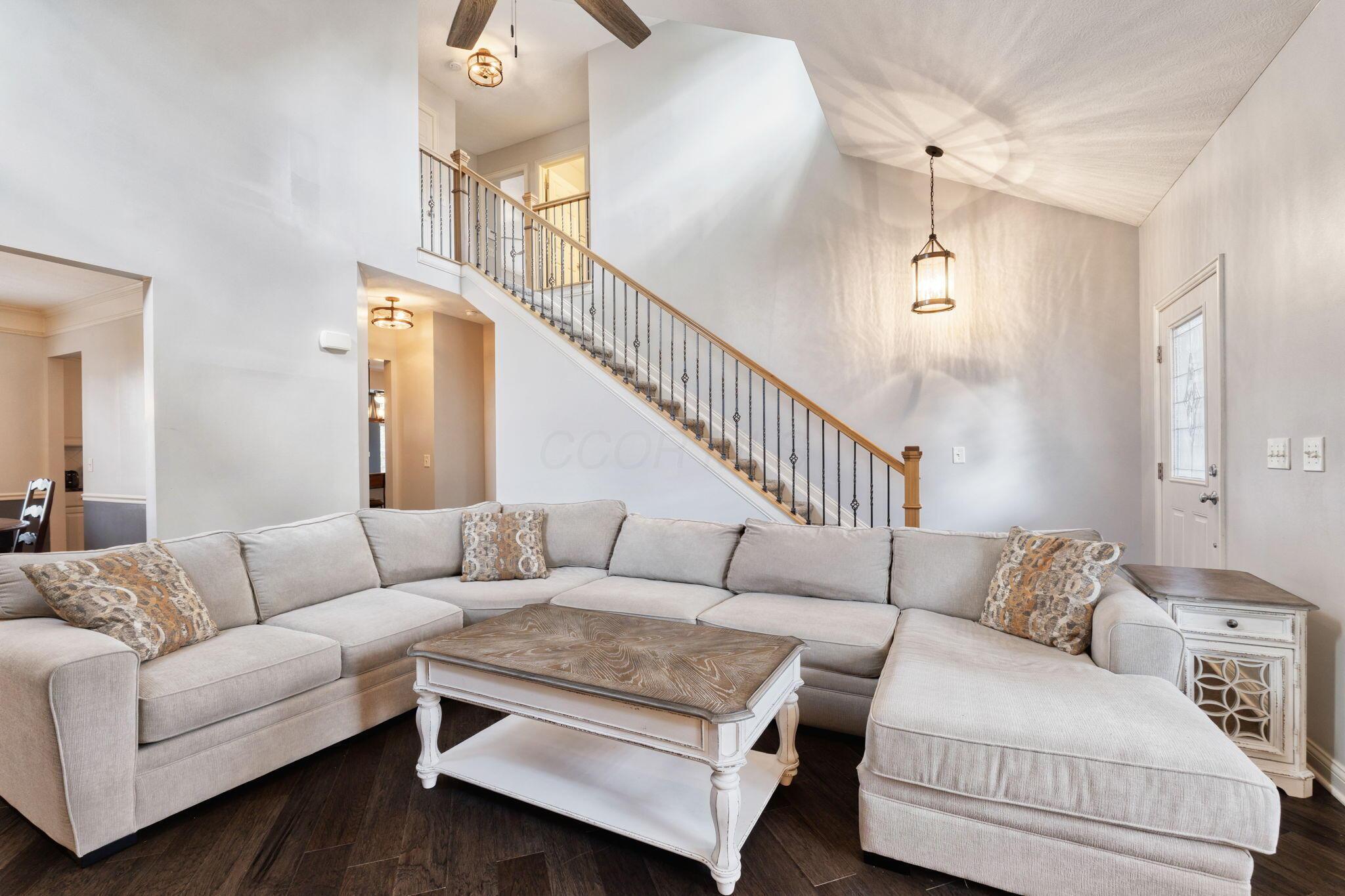 261 Vista Ridge Drive Property Photo 6