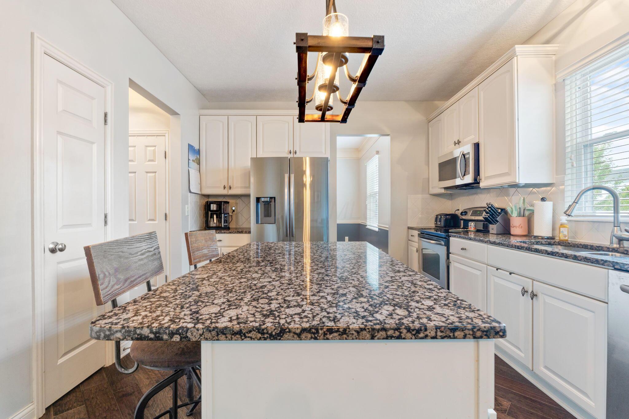 261 Vista Ridge Drive Property Photo 9