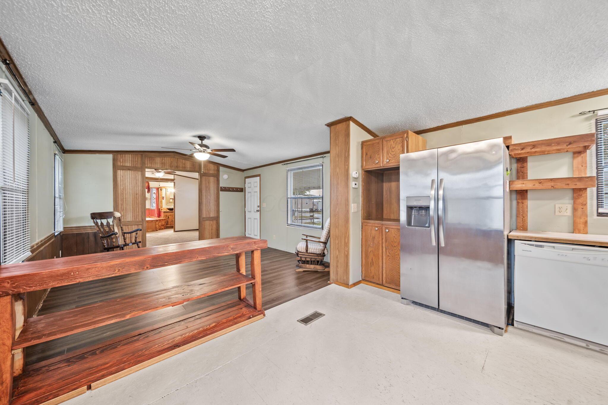 1330 Hanover Road, 203 Property Photo 9