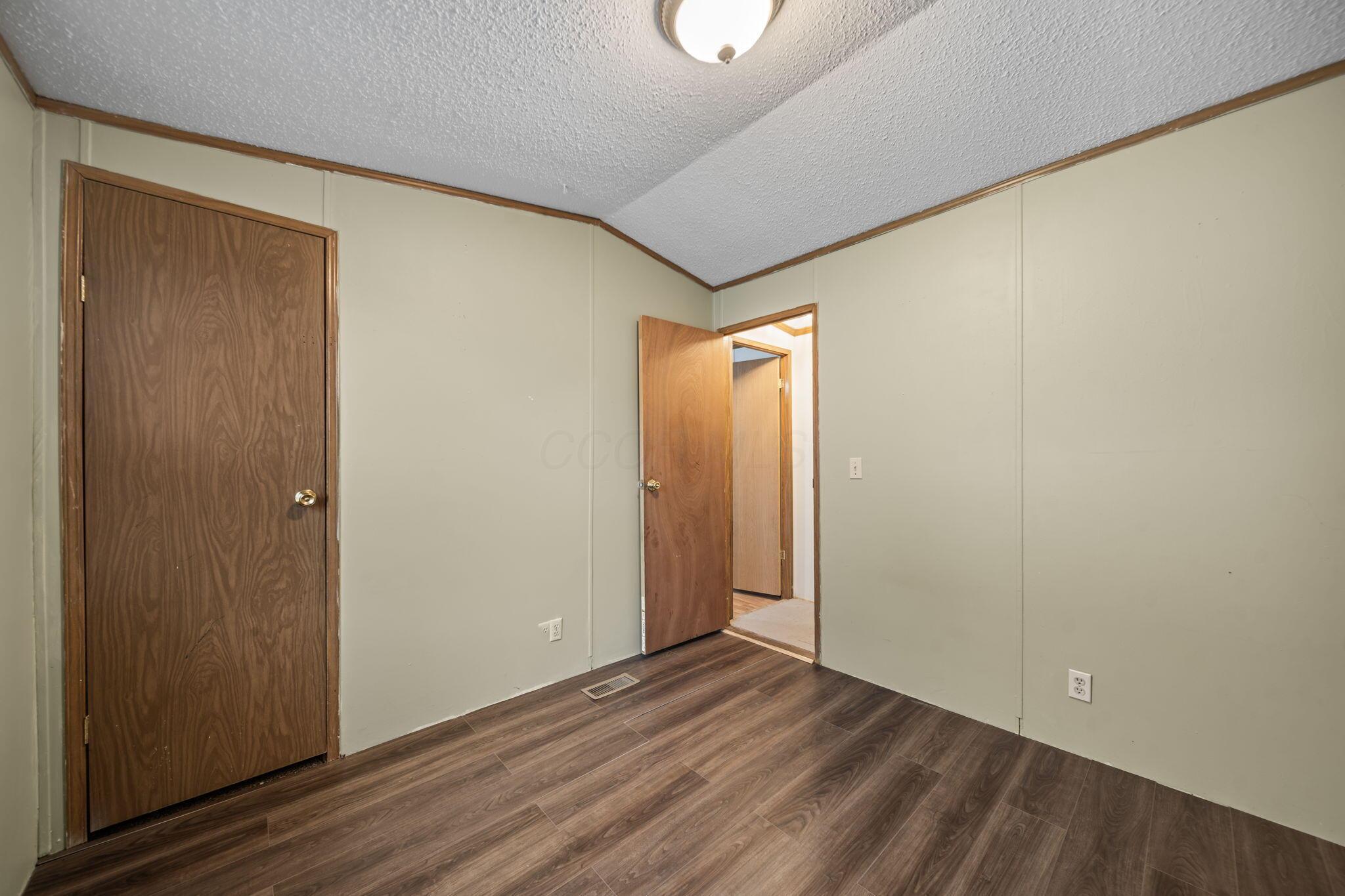 1330 Hanover Road, 203 Property Photo 21