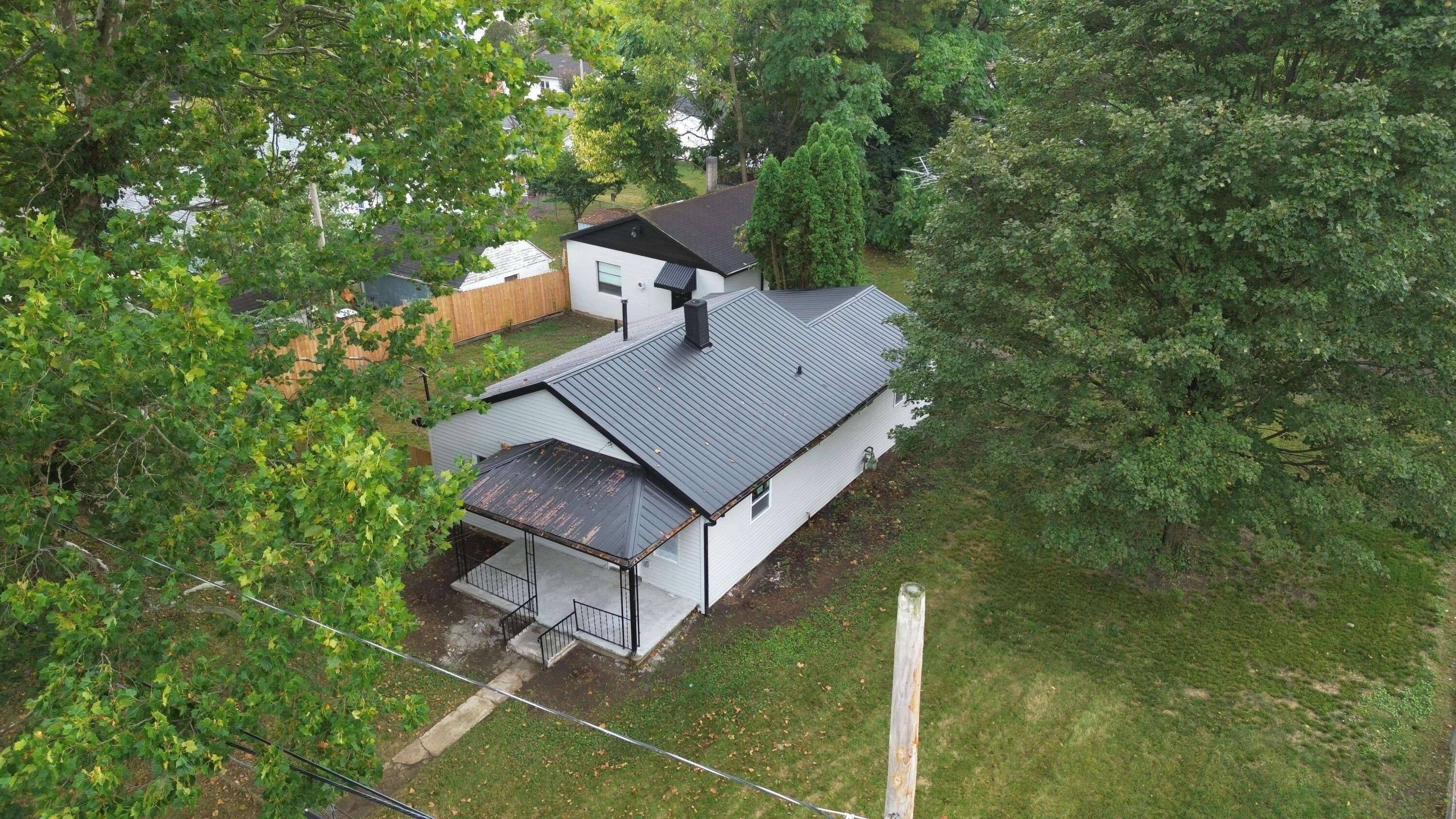 1015 Hillcrest Avenue Property Photo 2