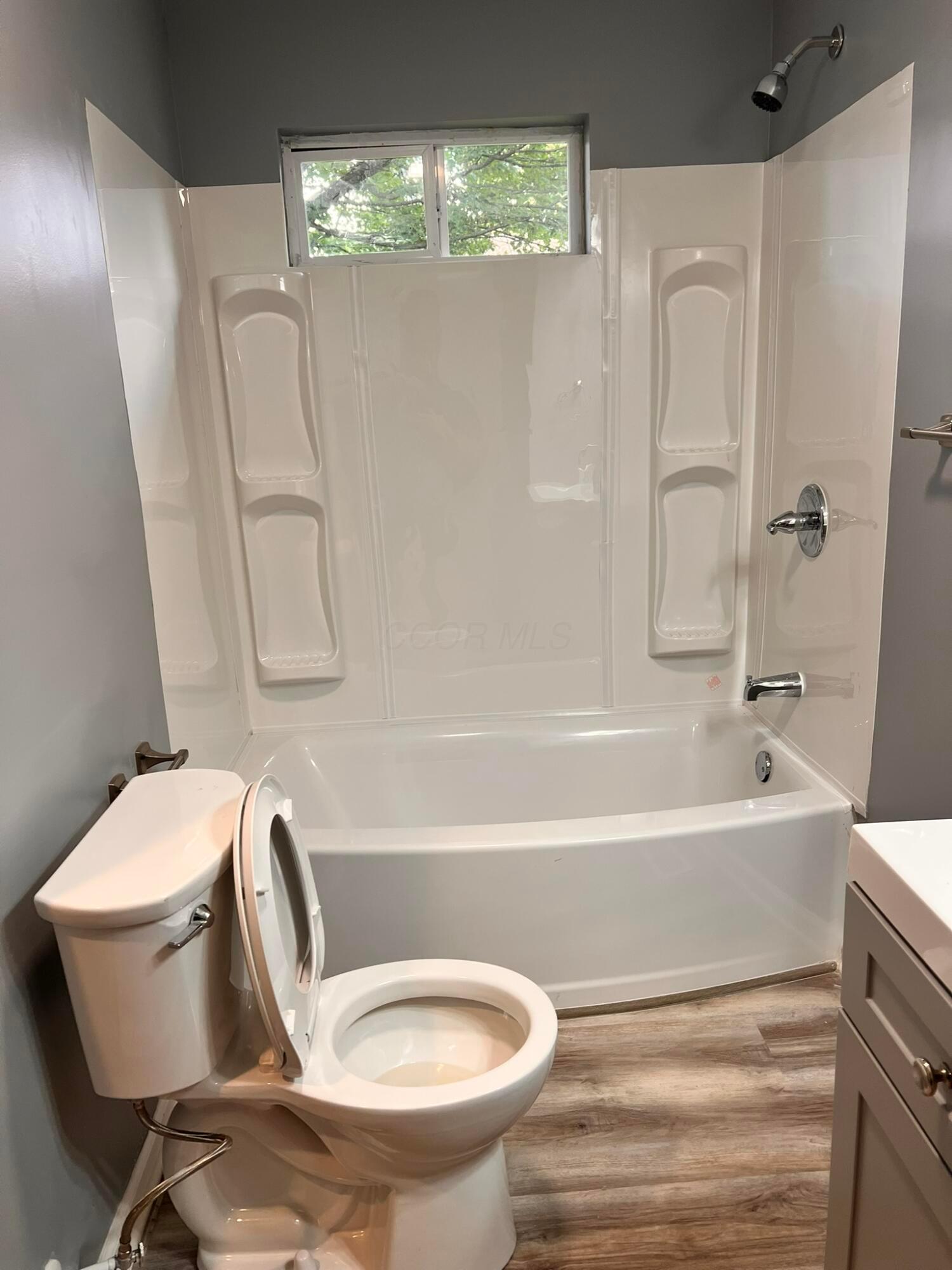 1015 Hillcrest Avenue Property Photo 35