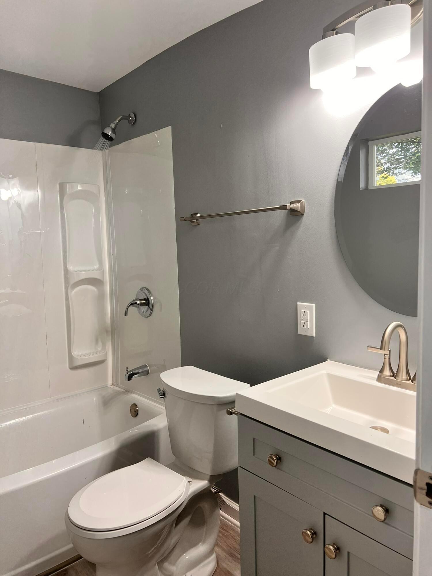 1015 Hillcrest Avenue Property Photo 45