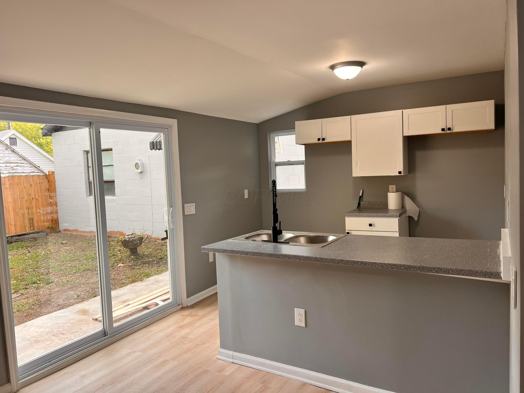 1015 Hillcrest Avenue Property Photo 48