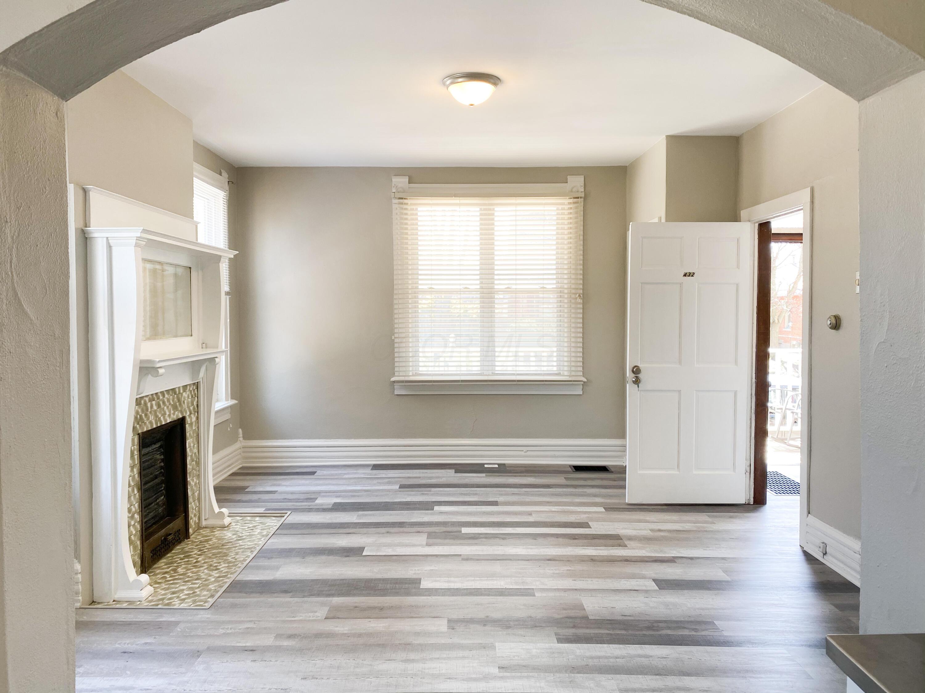 432 E Whittier Street Property Photo 5