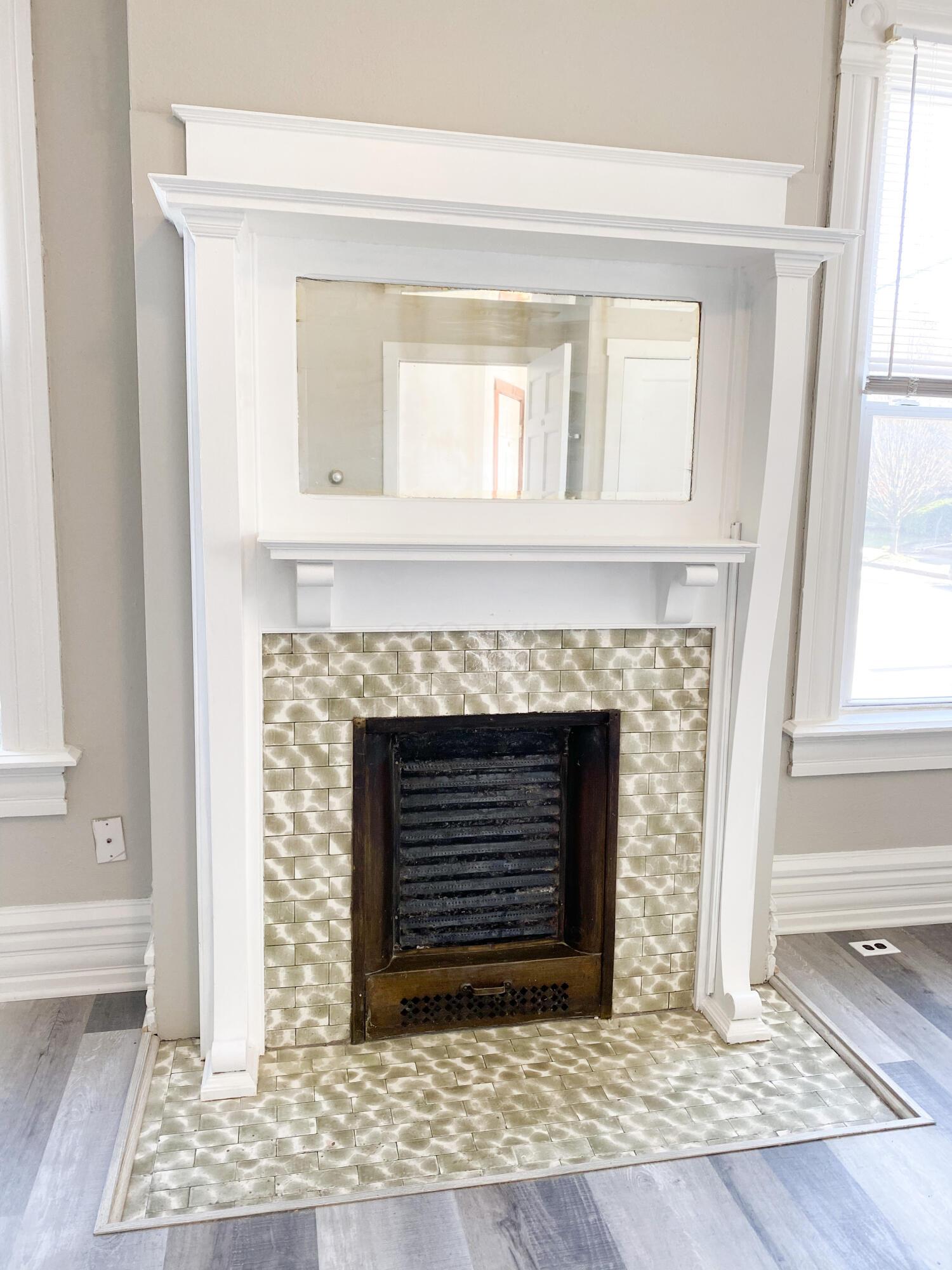 432 E Whittier Street Property Photo 6