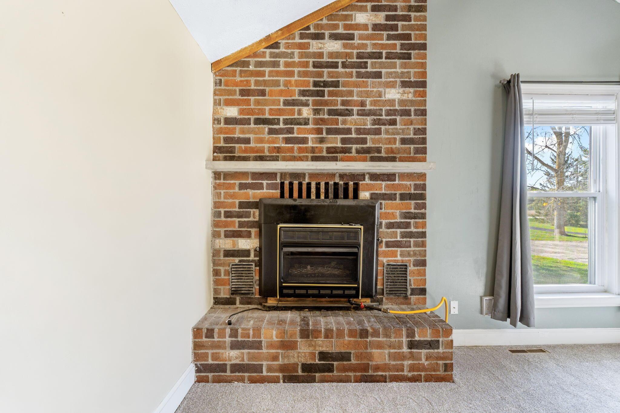 14360 Maple Ridge Road Property Photo 8